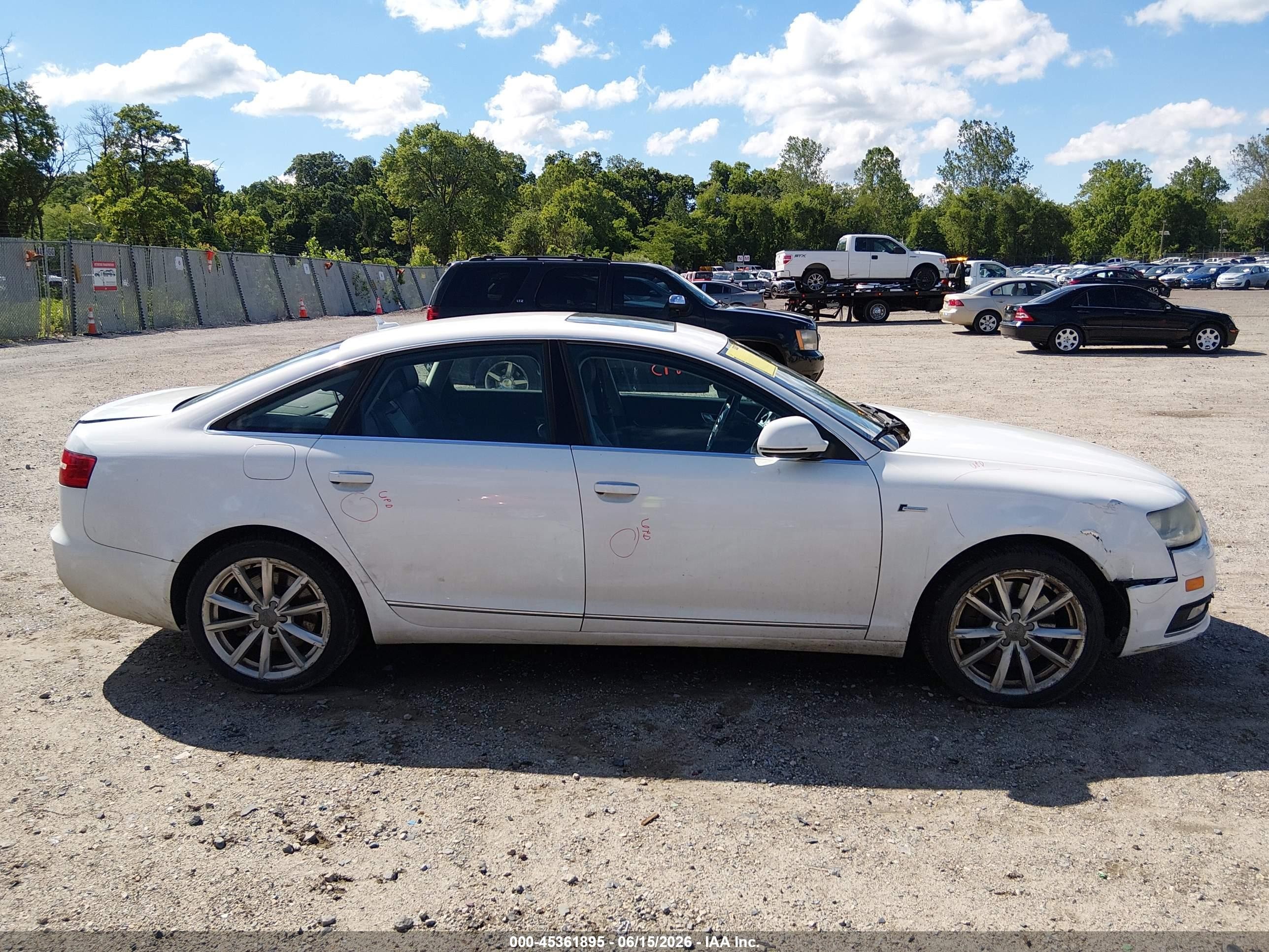 2010 Audi A6 3.0 Premium White vin: WAUKGAFB1AN016230