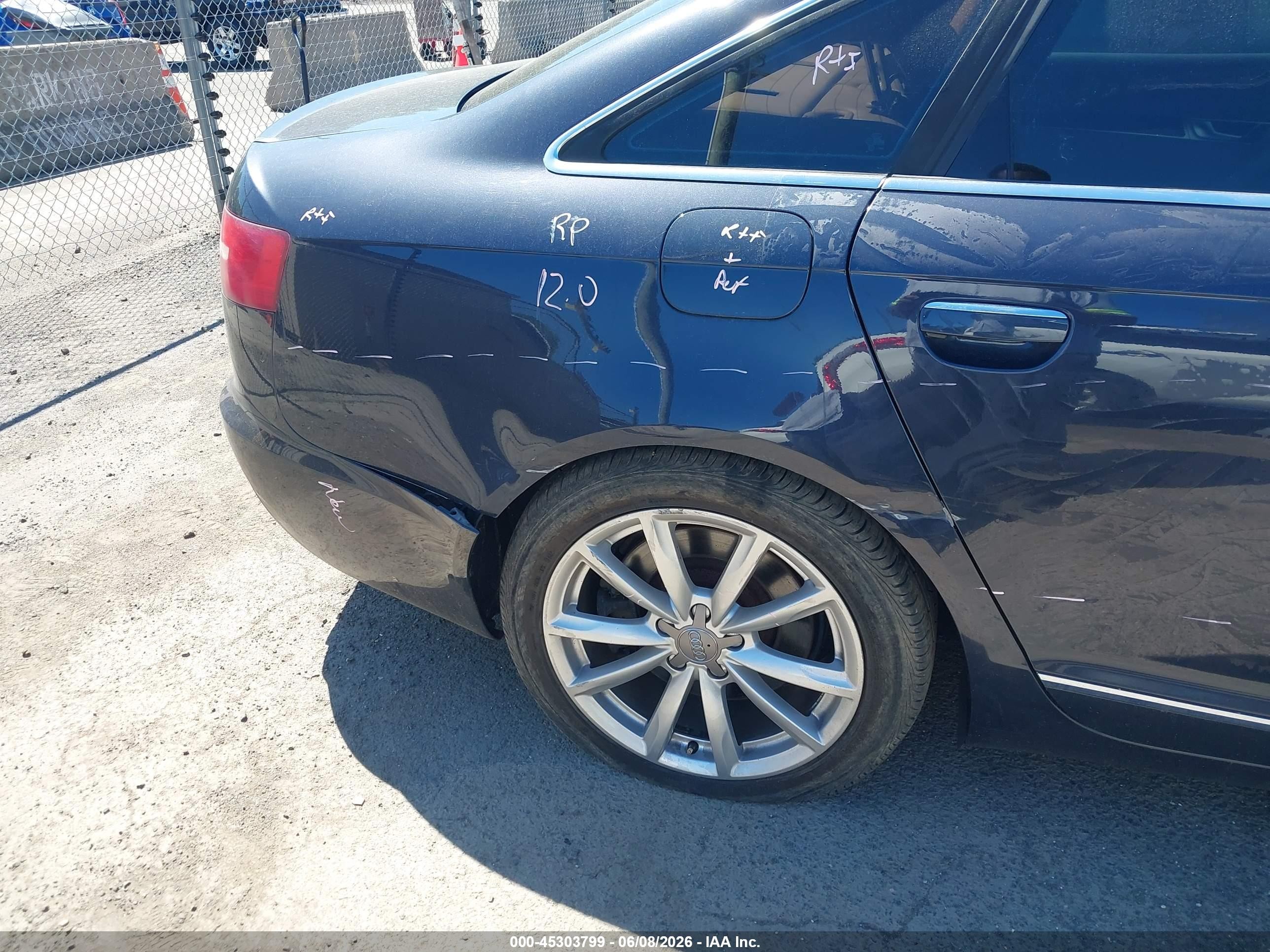 2011 Audi A6 3.0 Premium Синий vin: WAUKGAFB1BN045003