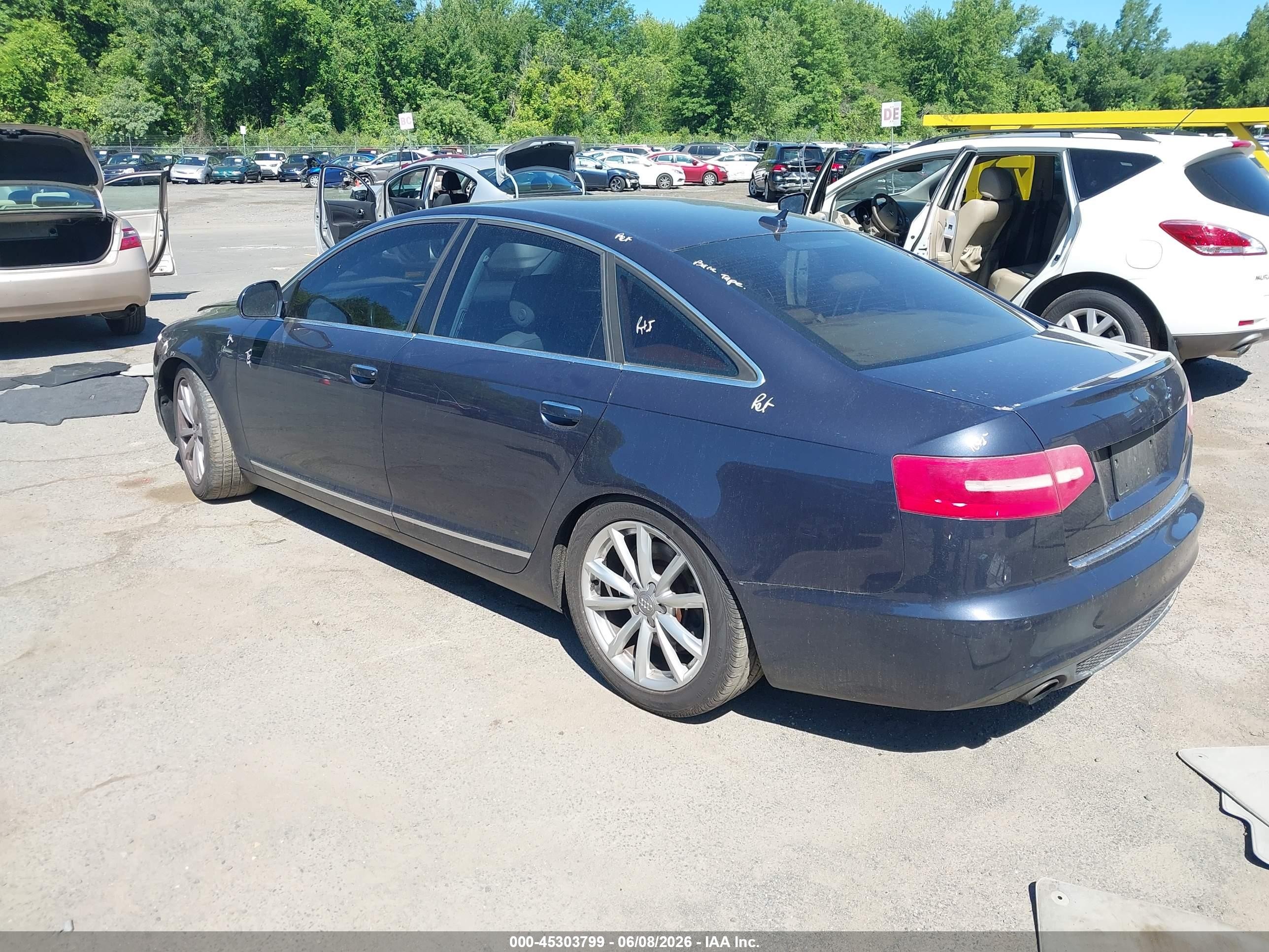 2011 Audi A6 3.0 Premium Синий vin: WAUKGAFB1BN045003