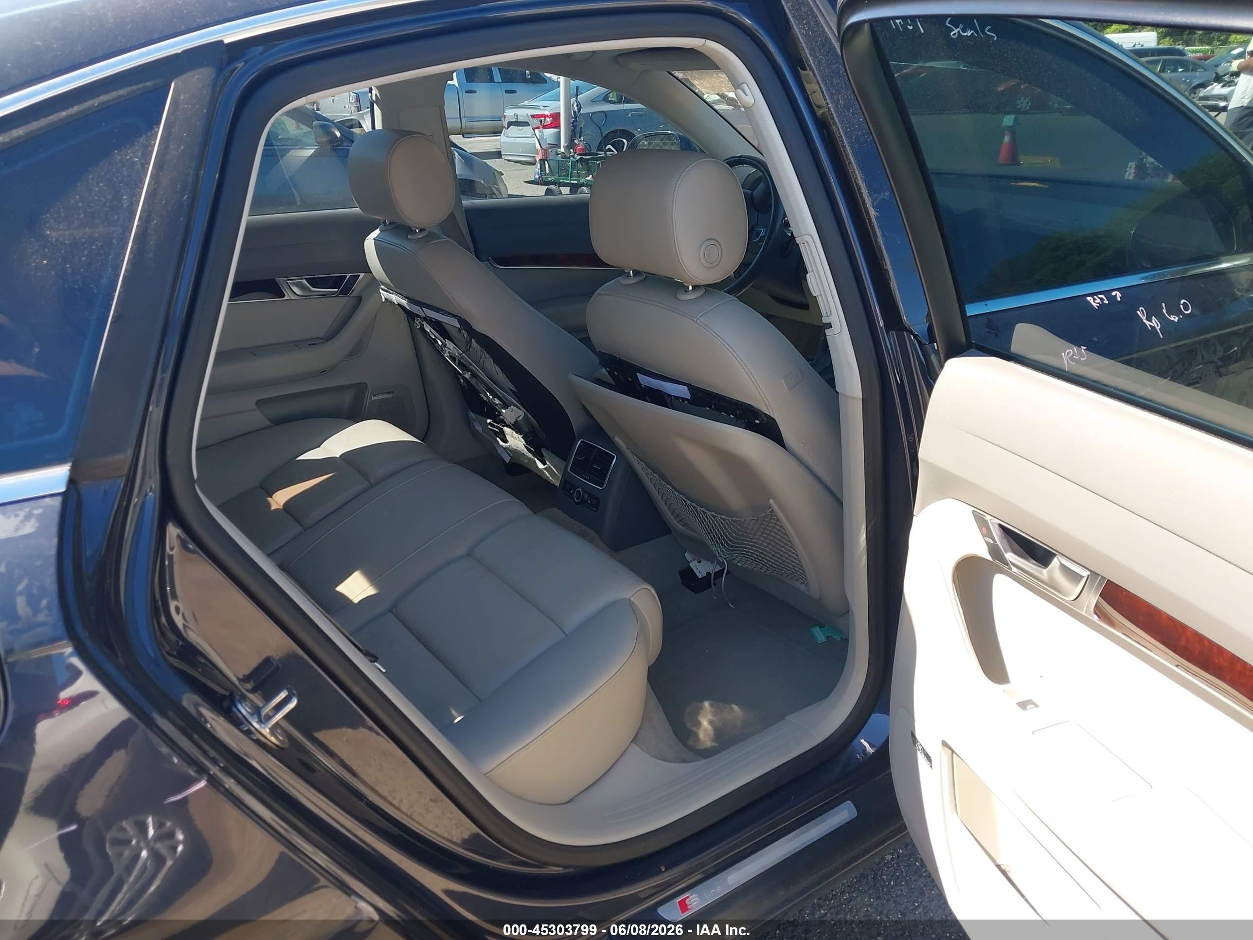 2011 Audi A6 3.0 Premium Синий vin: WAUKGAFB1BN045003