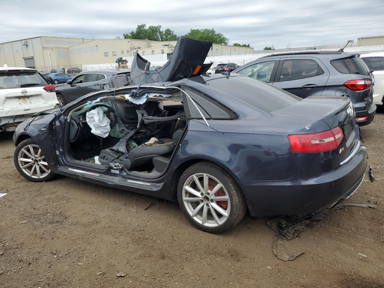 2011 Audi A6 Prestige Blue vin: WAUKGAFB4BN011895
