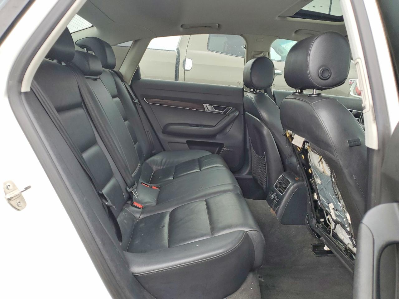 2011 Audi A6 Prestige Белый vin: WAUKGAFB6BN045109