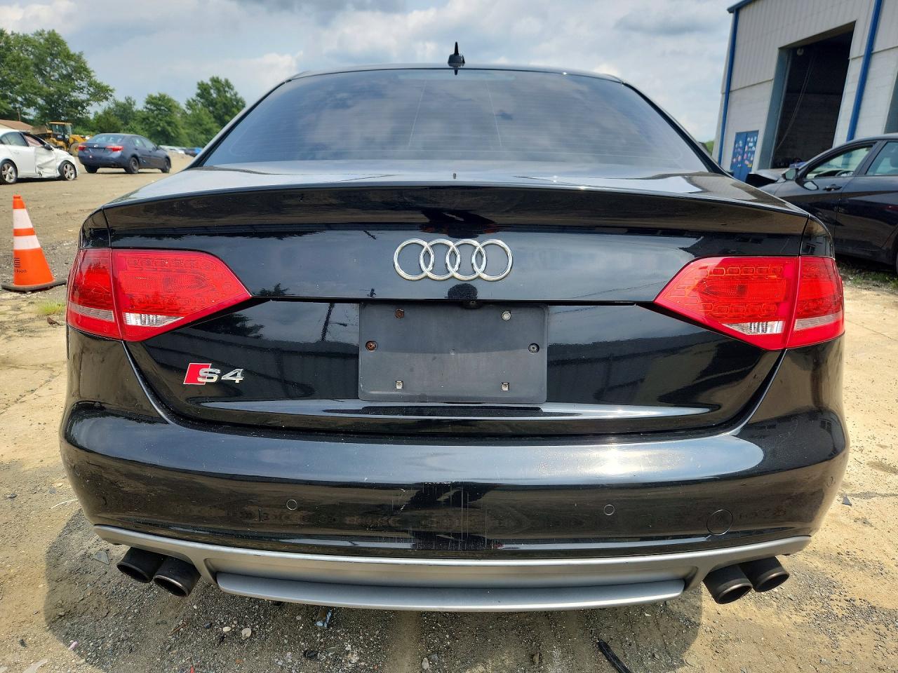 2012 Audi S4 Prestige Black vin: WAUKGAFL0CA109890