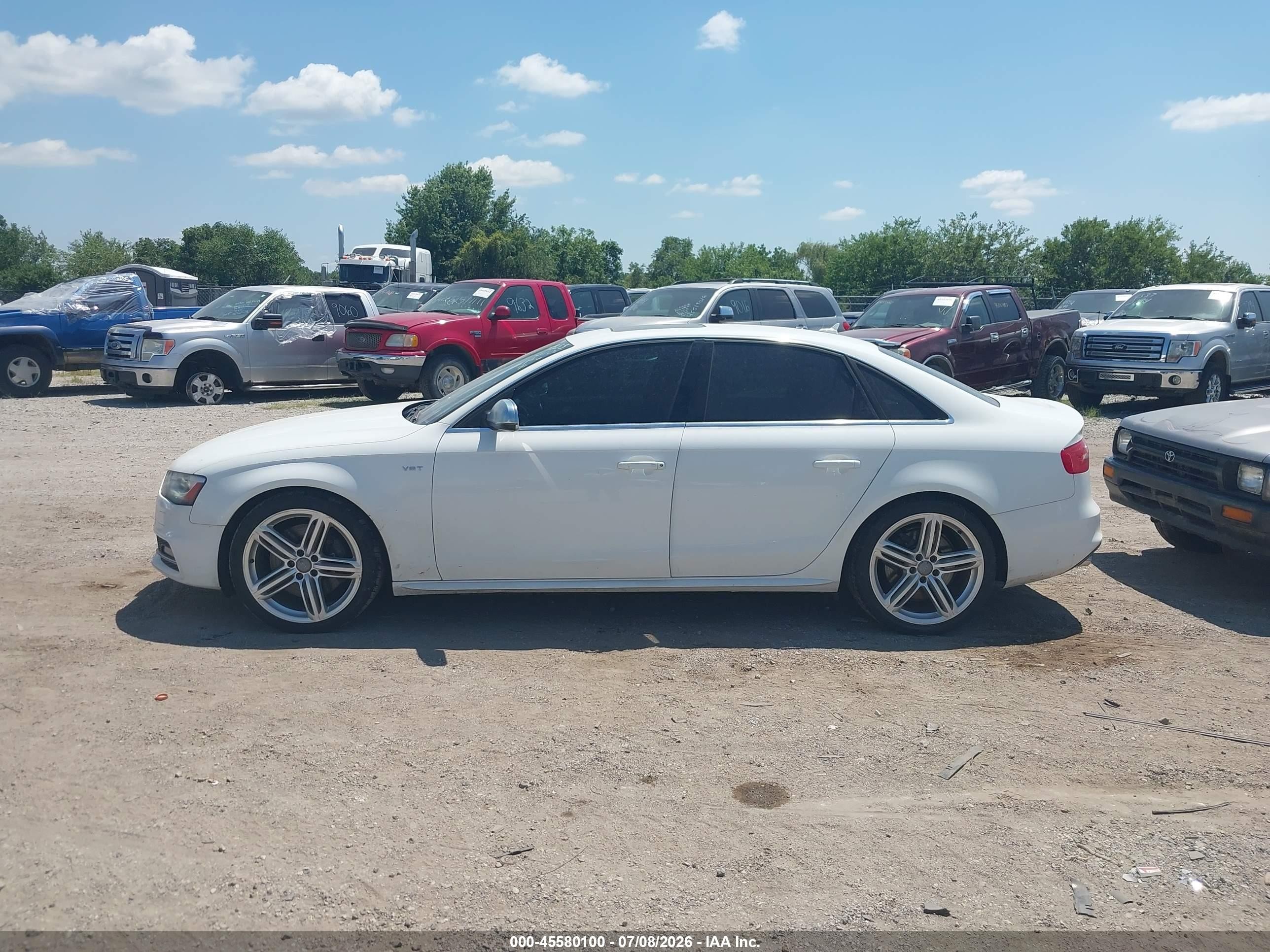 2013 Audi S4 3.0t Premium Plus White vin: WAUKGAFL1DA064766