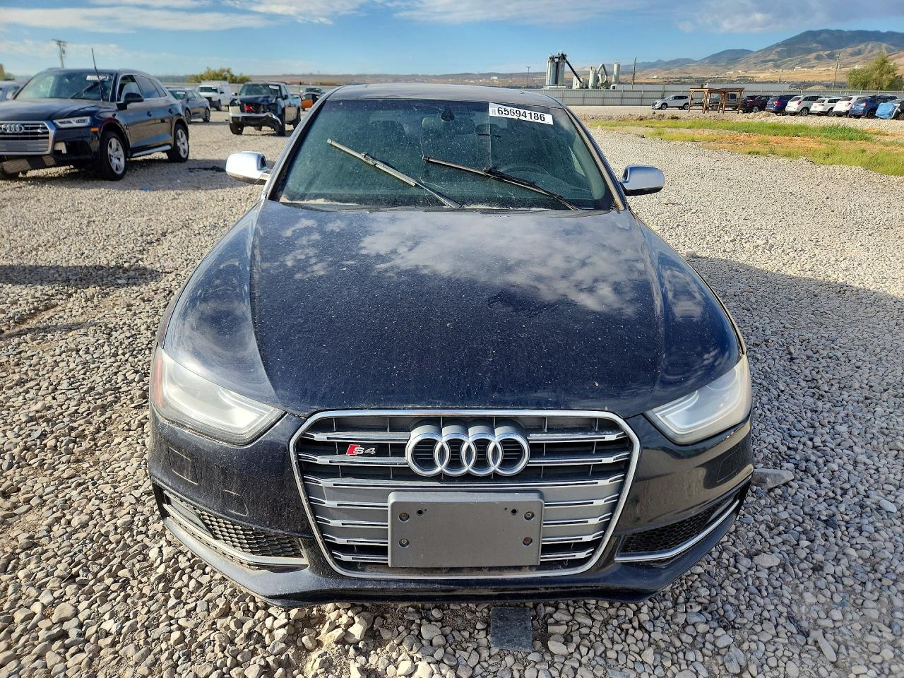2014 Audi S4 Prestige Charcoal vin: WAUKGAFL5EA081202