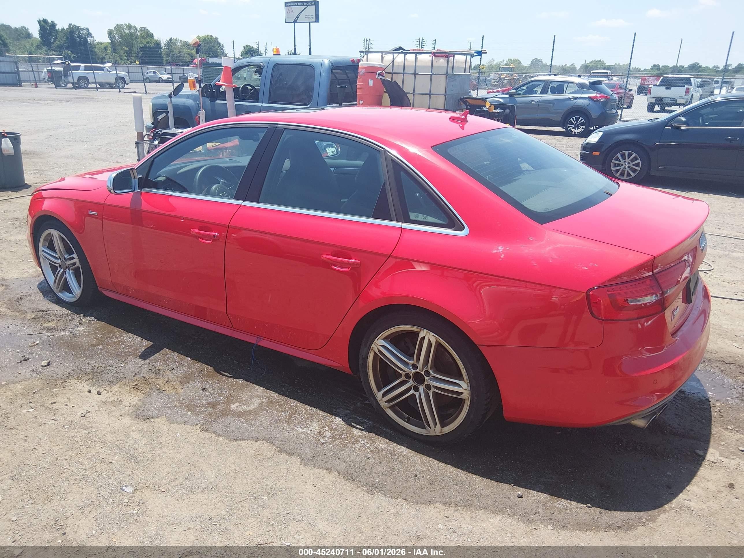 2014 Audi S4 3.0t Premium Plus Red vin: WAUKGAFL5EA098453