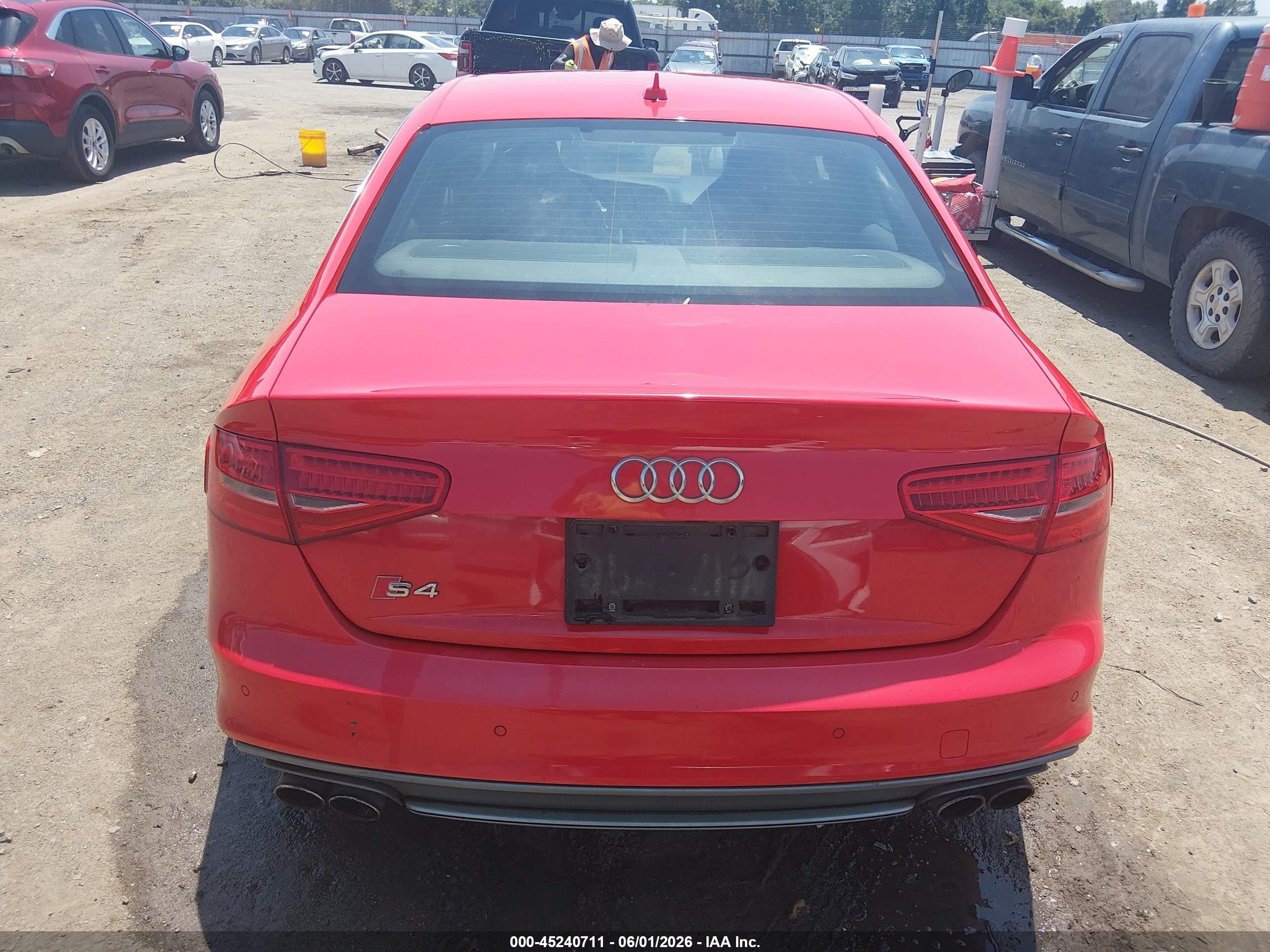 2014 Audi S4 3.0t Premium Plus Red vin: WAUKGAFL5EA098453