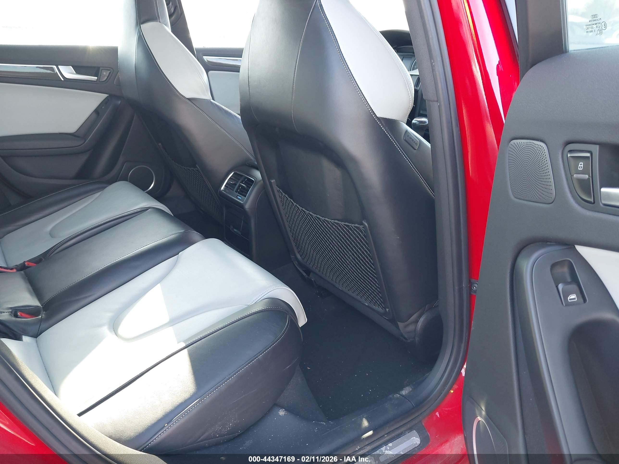 2011 Audi S4 3.0 Premium Plus Red vin: WAUKGAFL6BA108290