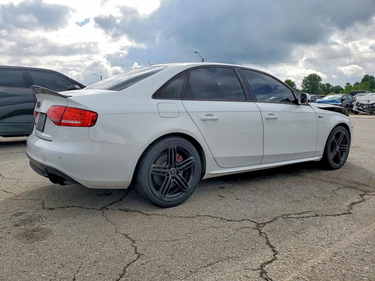 2012 Audi S4 Prestige White vin: WAUKGAFL6CA110171