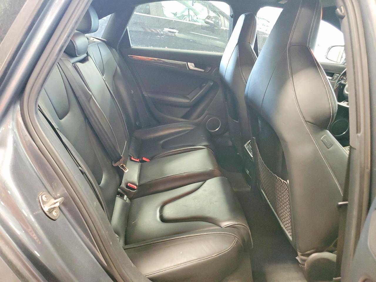 2013 Audi S4 Prestige Серебряный vin: WAUKGAFL7DA160336