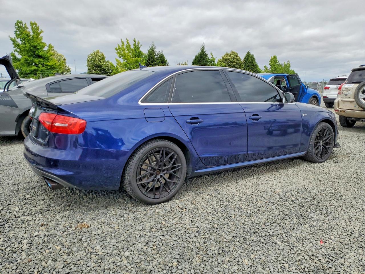2013 Audi S4 Prestige Синий vin: WAUKGAFL9DA101790