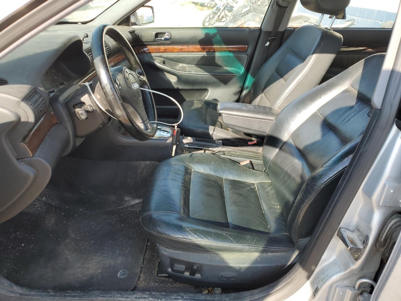 2000 Audi A4 2.8 Avant Quattro Серебряный vin: WAUKH28D2YA037493