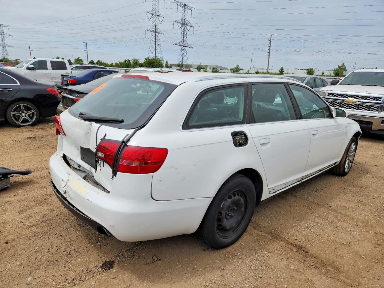 2007 Audi A6 Avant Quattro White vin: WAUKH74F57N137728