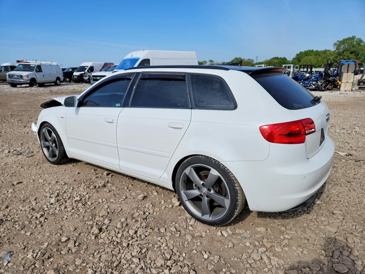 2011 Audi A3 Premium Plus White vin: WAUKJAFM0BA041079