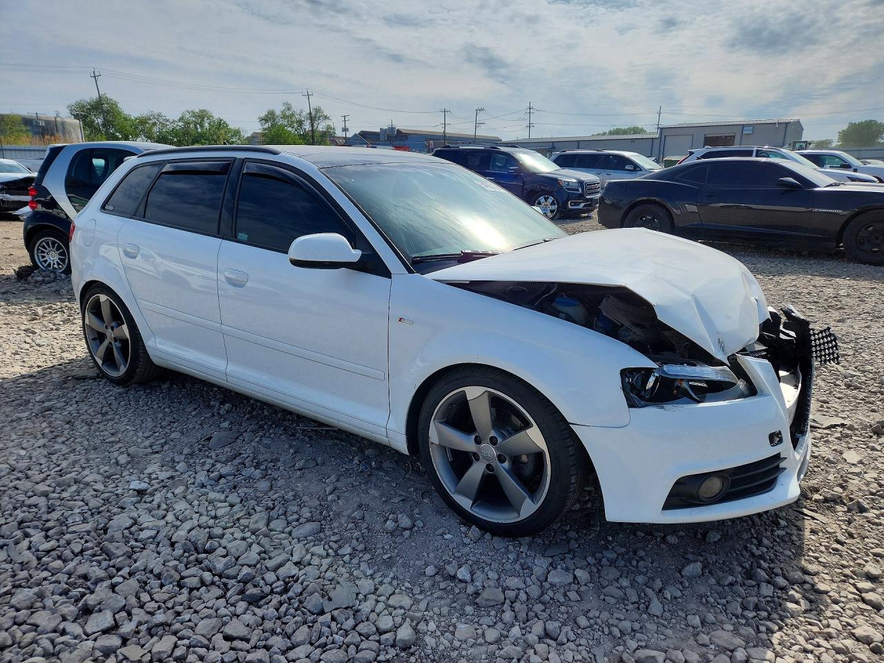 2011 Audi A3 Premium Plus White vin: WAUKJAFM0BA041079