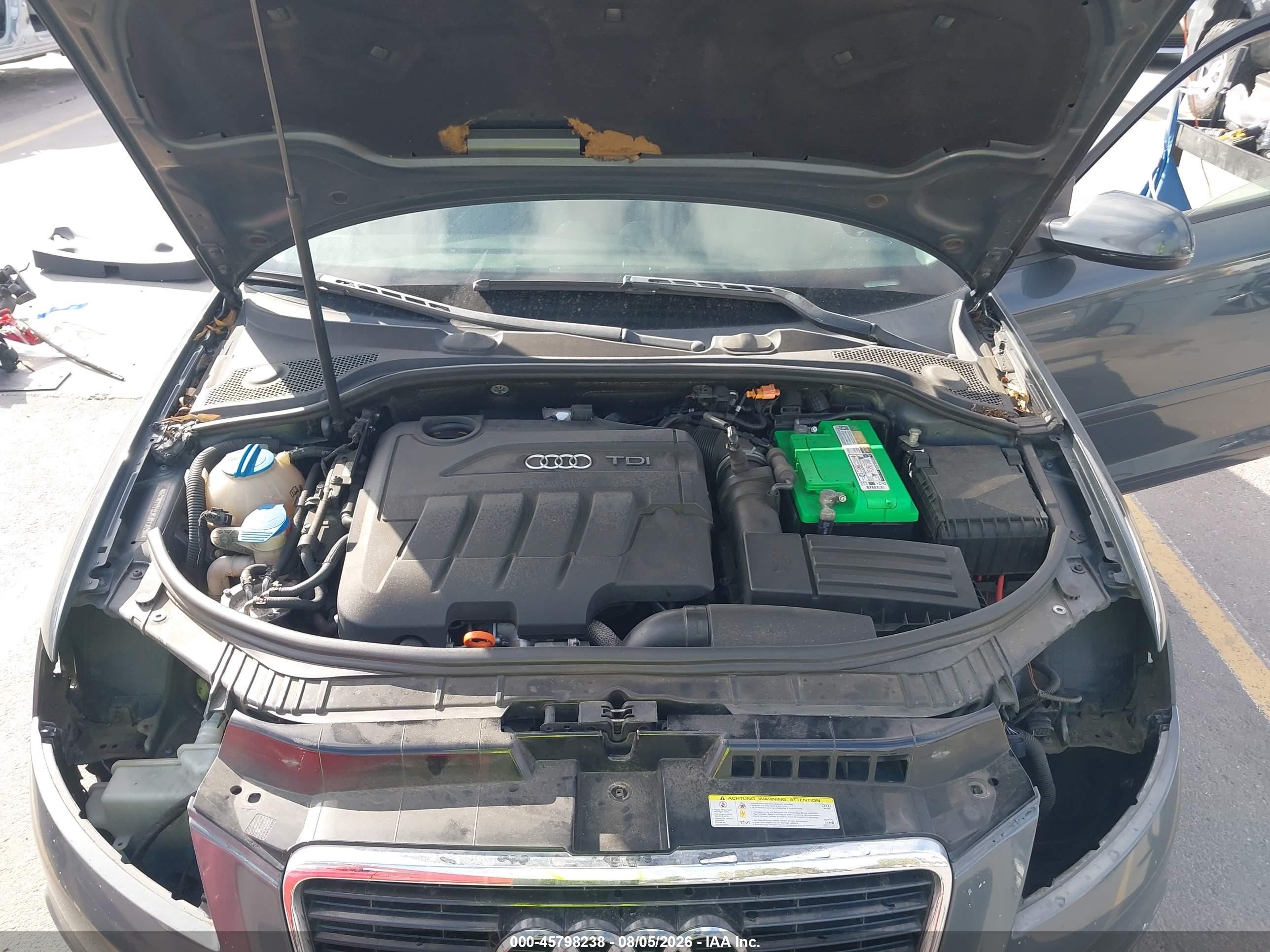 2011 Audi A3 2.0 Tdi Premium Синий vin: WAUKJAFM0BA043026