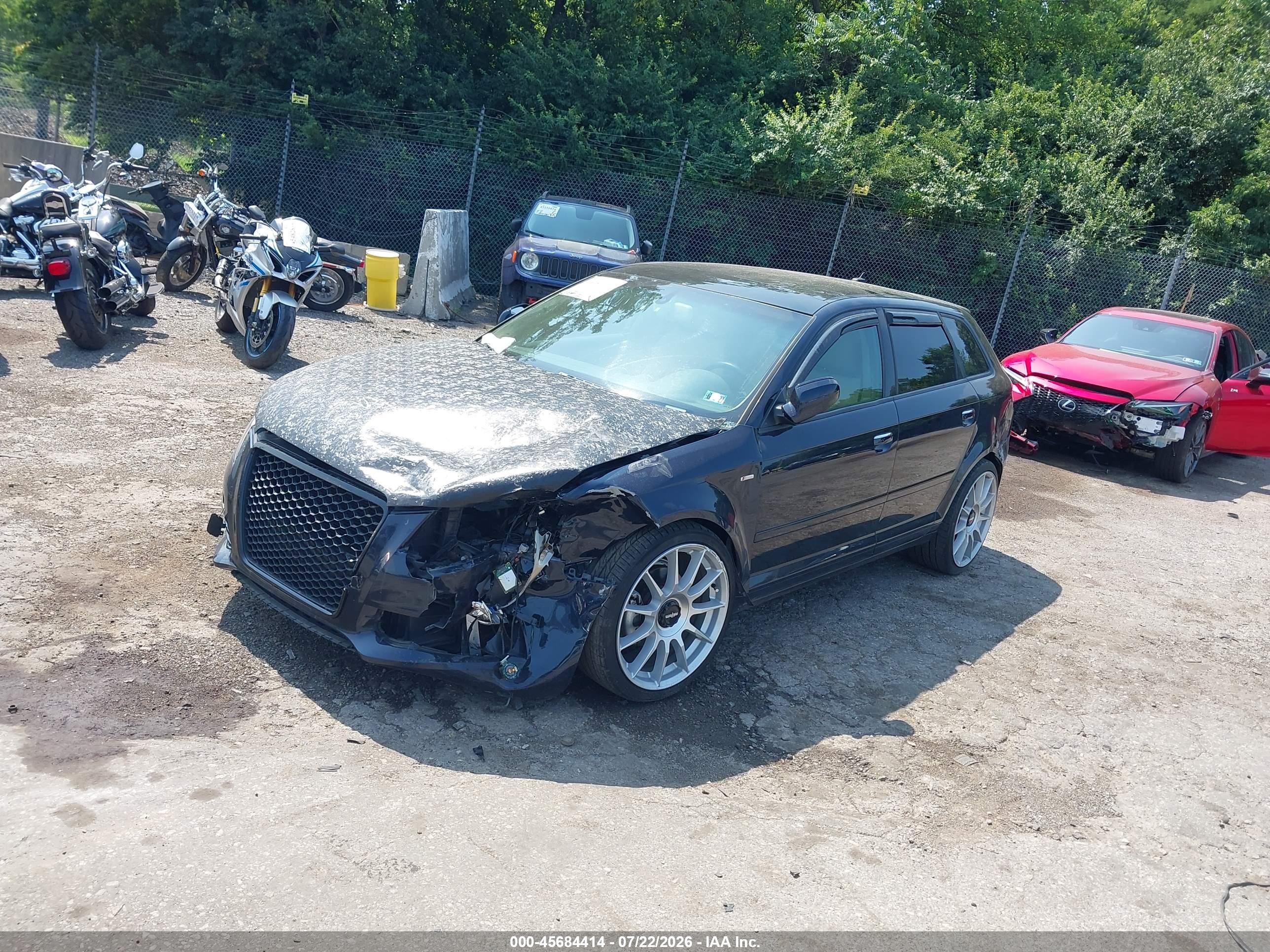 2012 Audi A3 2.0 Tdi Premium Plus Blue vin: WAUKJAFM2CA099177