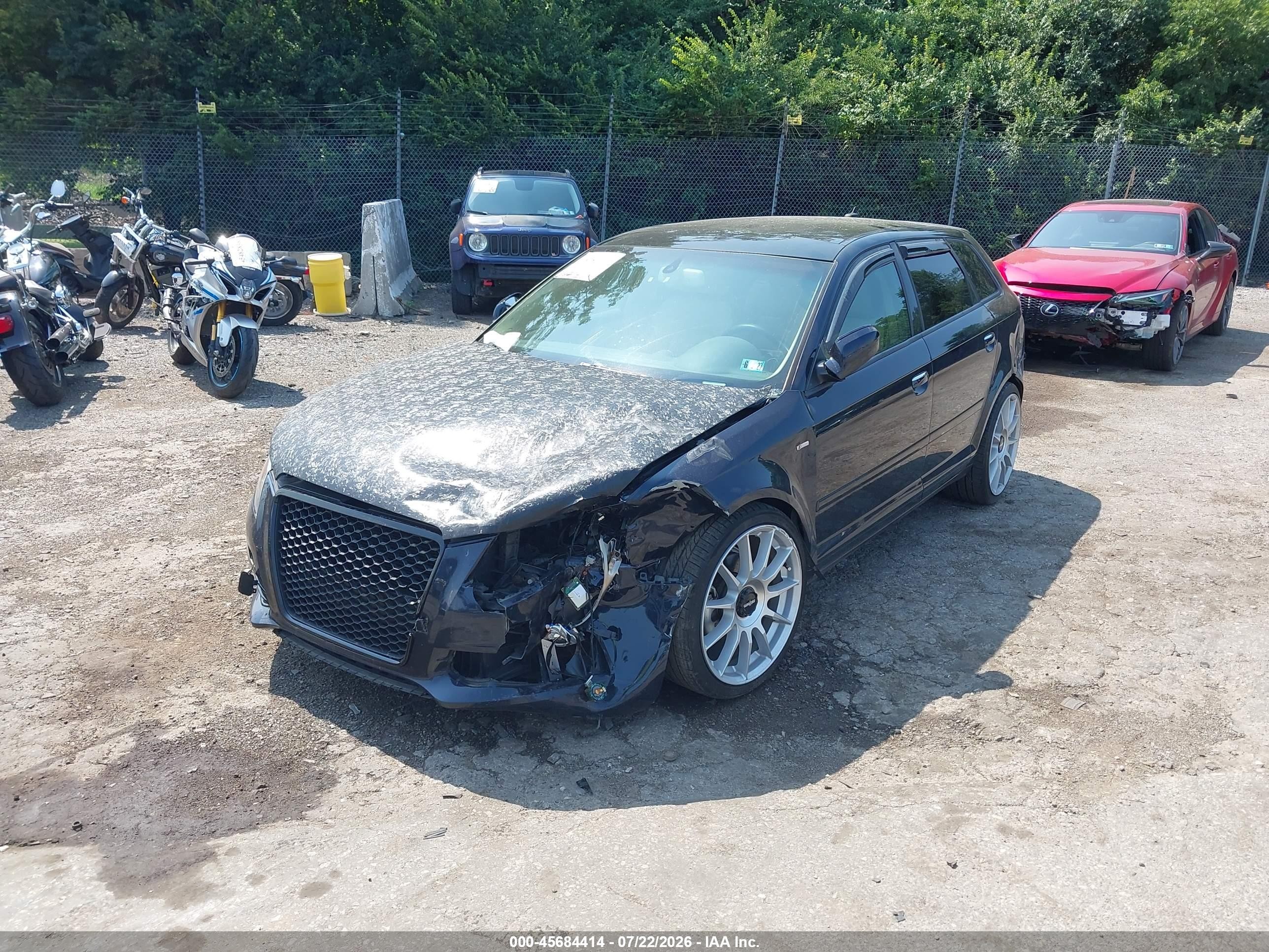 2012 Audi A3 2.0 Tdi Premium Plus Blue vin: WAUKJAFM2CA099177
