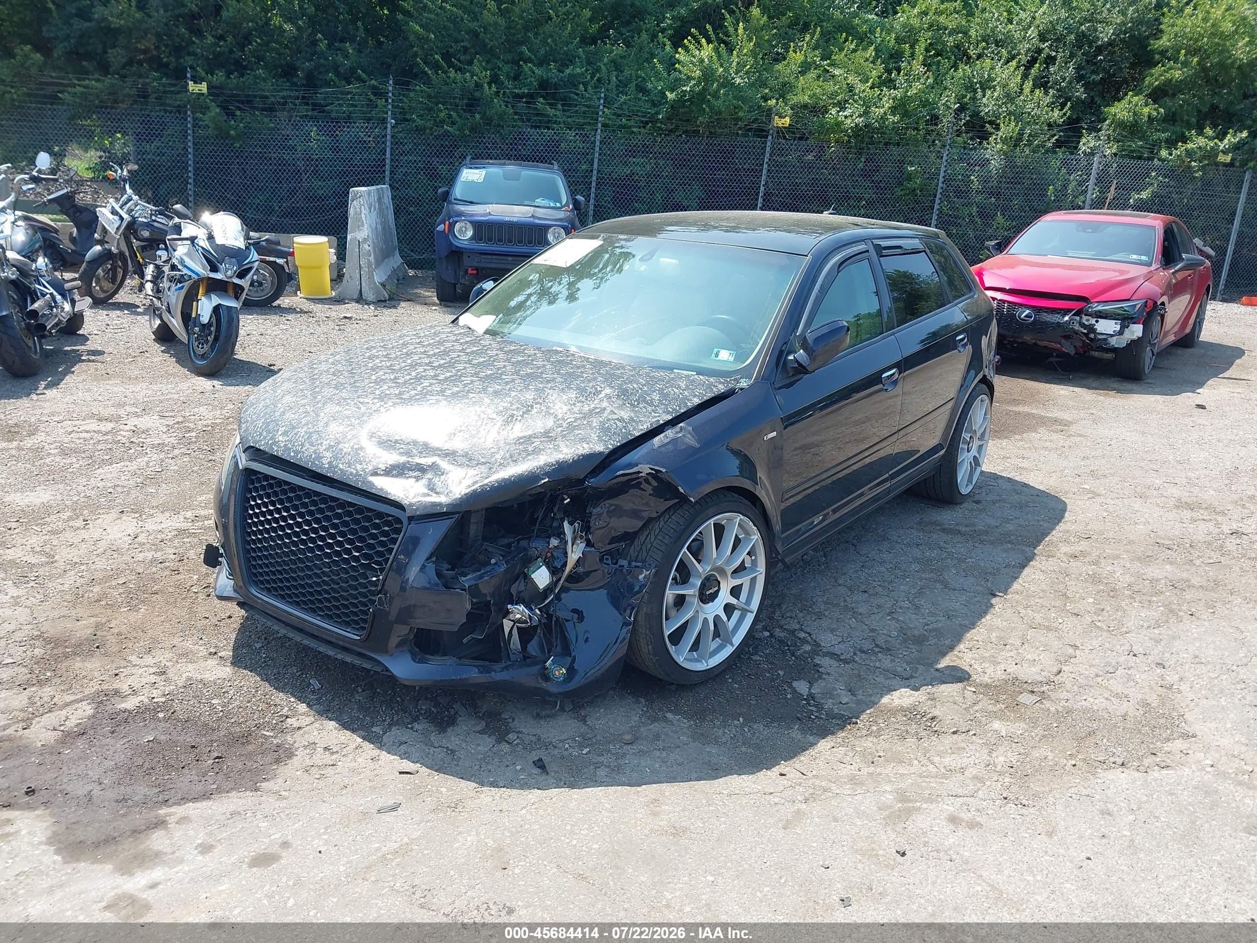 2012 Audi A3 2.0 Tdi Premium Plus Blue vin: WAUKJAFM2CA099177