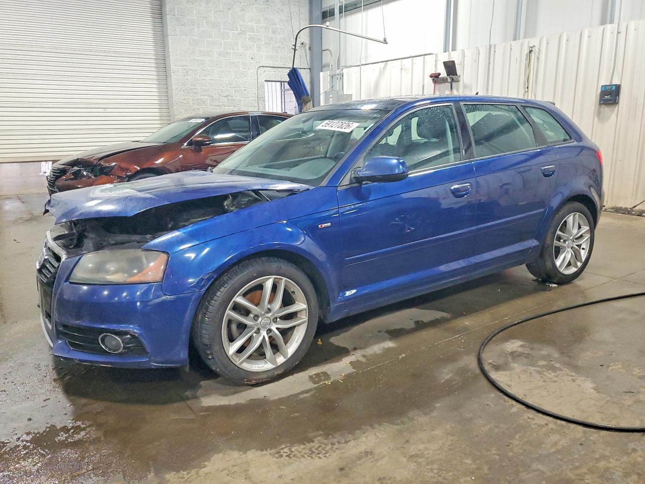 2012 Audi A3 Premium Plus Синий vin: WAUKJAFM2CA131156
