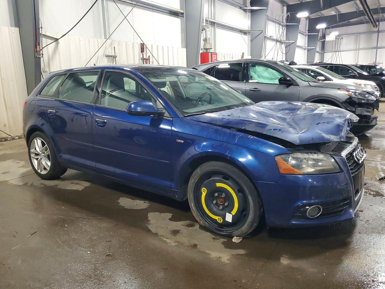 2012 Audi A3 Premium Plus Синий vin: WAUKJAFM2CA131156