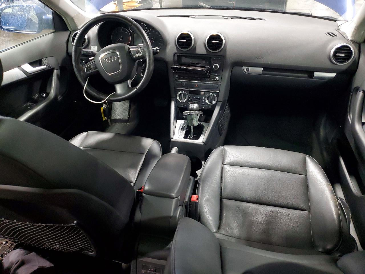 2012 Audi A3 Premium Plus Синий vin: WAUKJAFM2CA131156