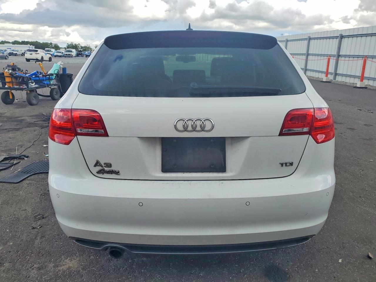 2012 Audi A3 Premium Plus White vin: WAUKJAFM3CA028408