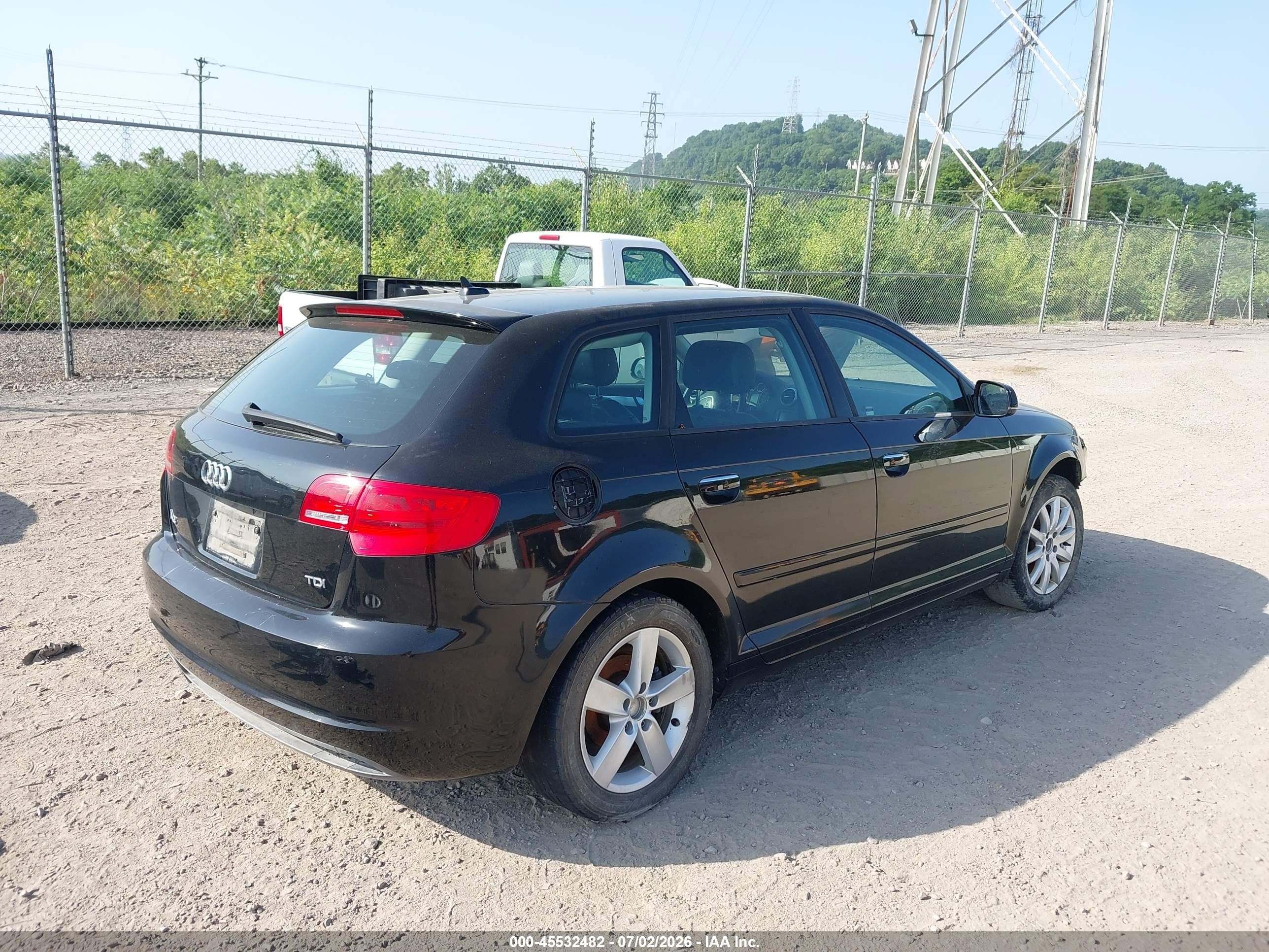 2011 Audi A3 2.0 Tdi Premium Black vin: WAUKJAFM4BA149639