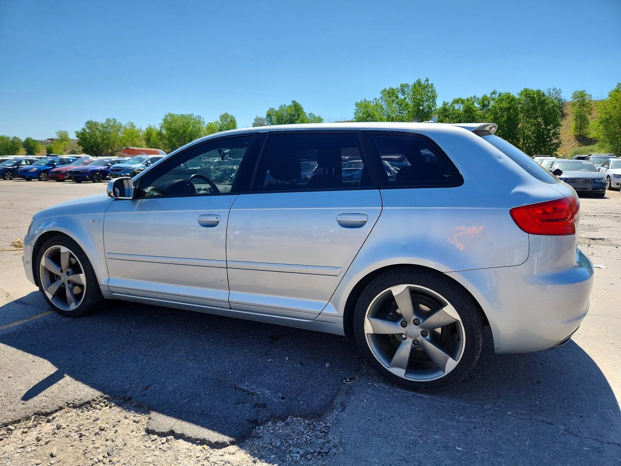 2011 Audi A3 Premium Plus Silver vin: WAUKJAFM8BA007035