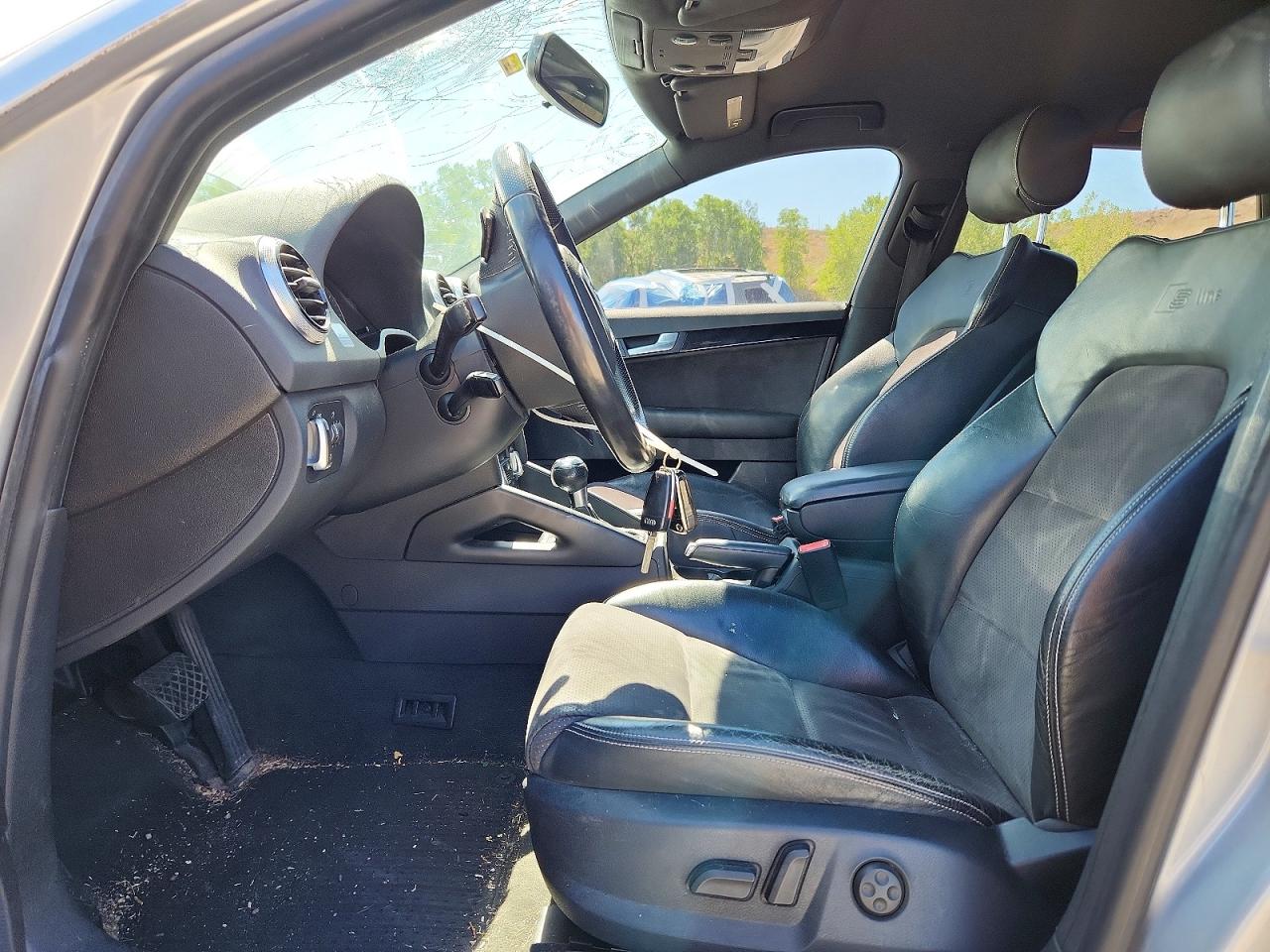 2011 Audi A3 Premium Plus Silver vin: WAUKJAFM8BA007035