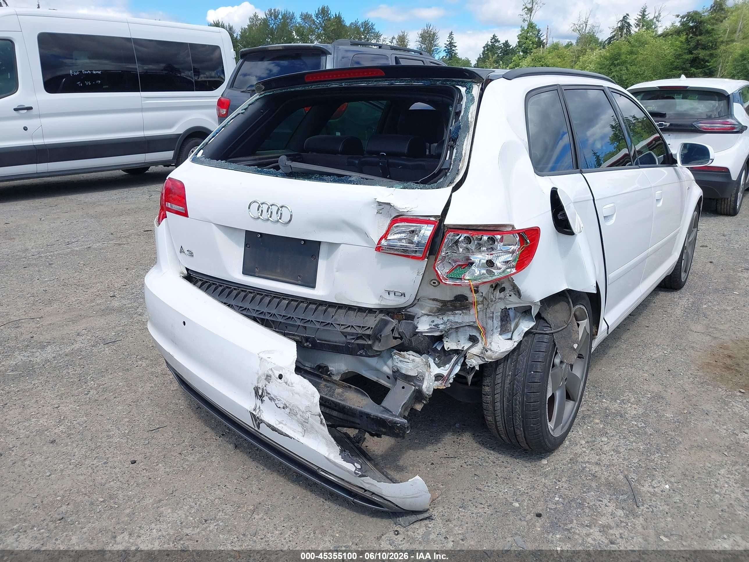 2011 Audi A3 2.0 Tdi Premium White vin: WAUKJBFM2BA040215