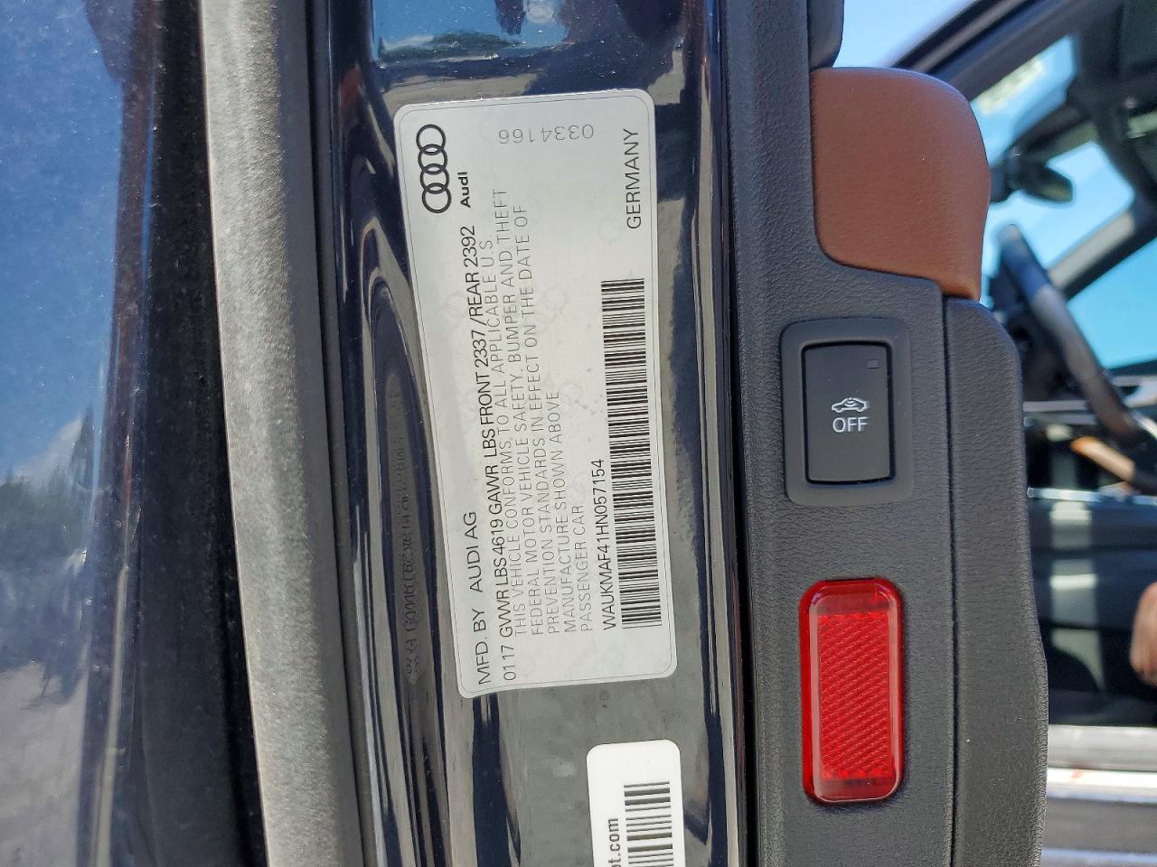 2017 Audi A4 Ultra Premium Blue vin: WAUKMAF41HN057154