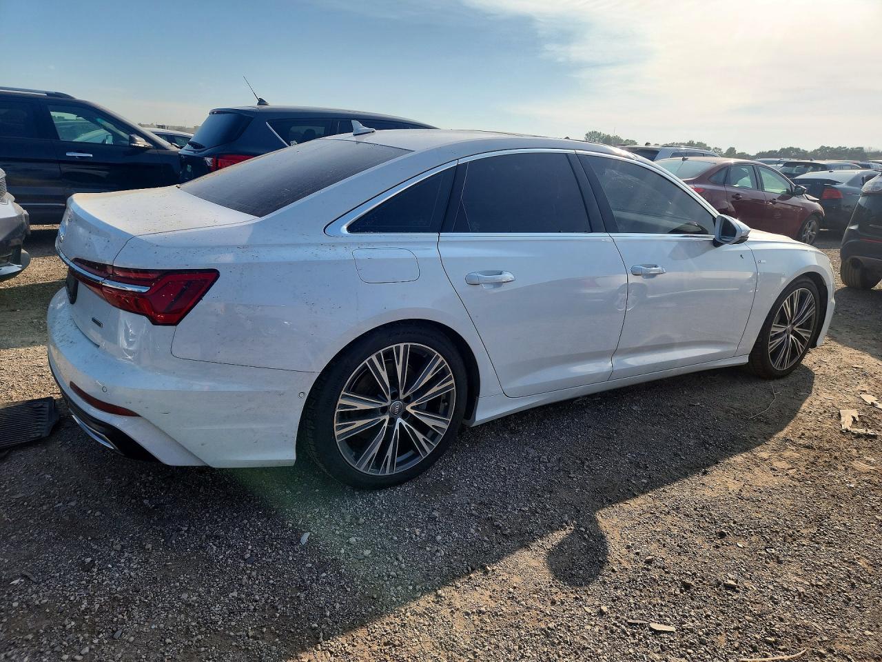 2019 Audi A6 Premium Plus White vin: WAUL2AF23KN060573
