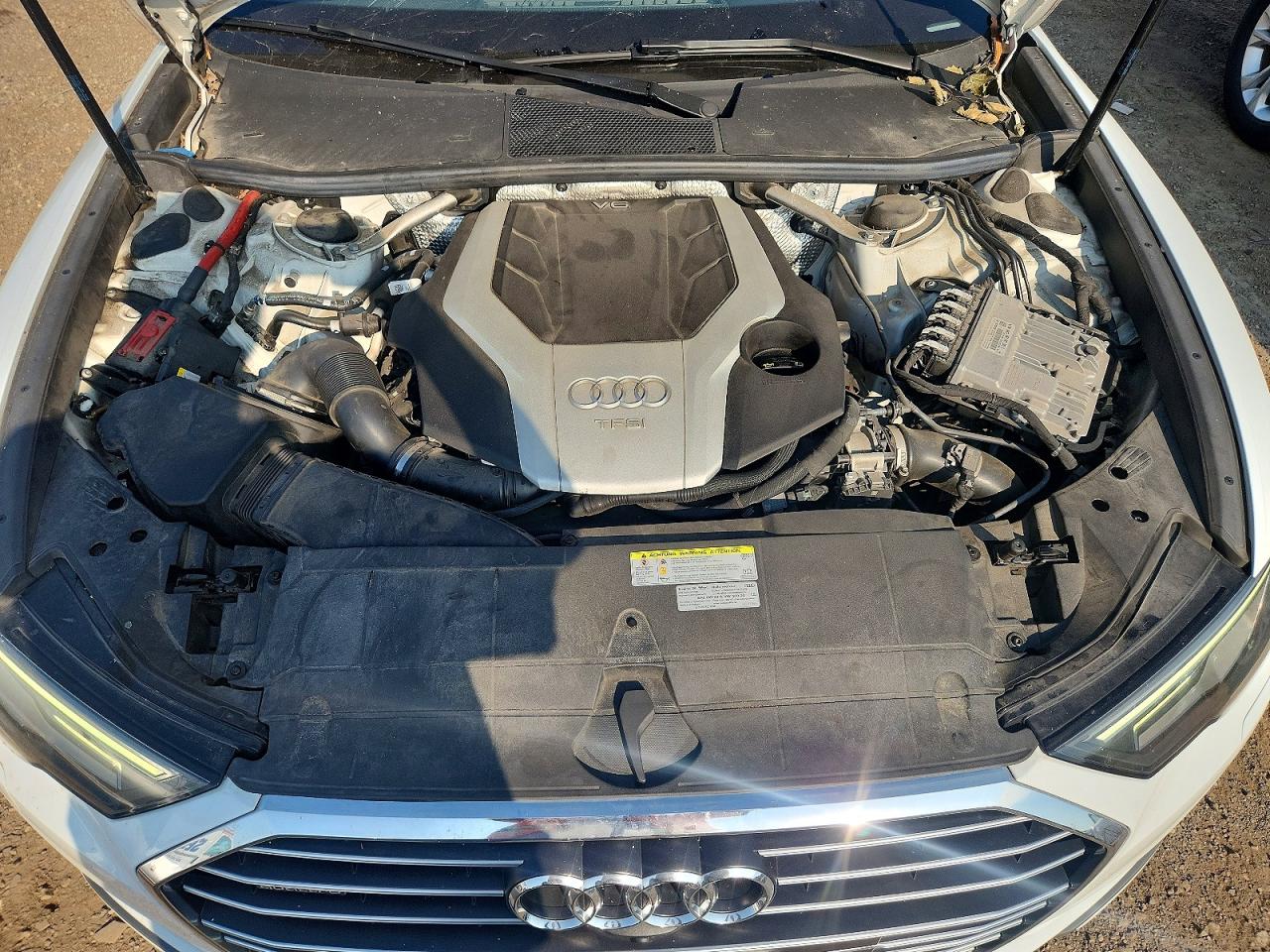 2019 Audi A6 Premium Plus White vin: WAUL2AF23KN060573