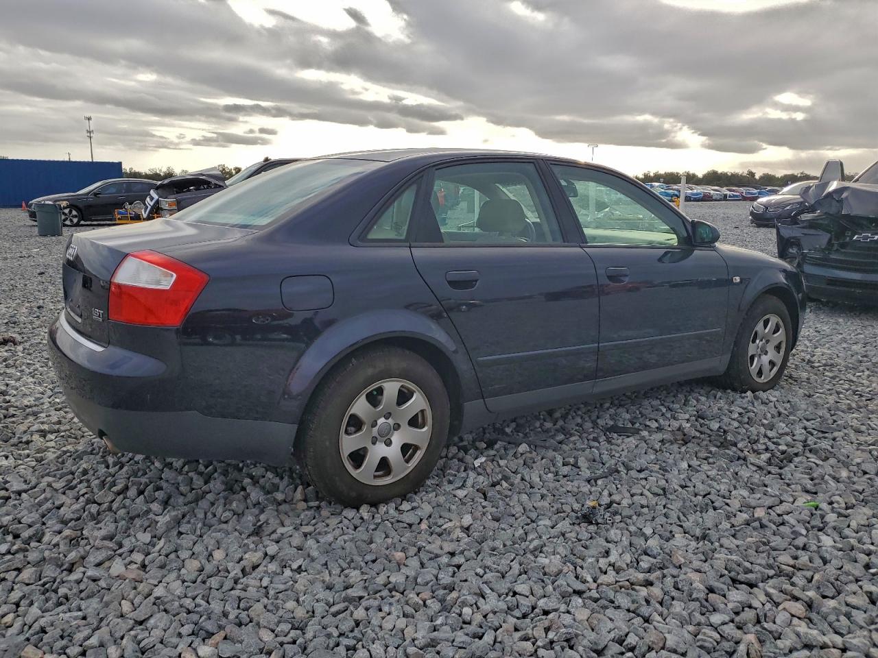 2002 Audi A4 1.8t Quattro Blue vin: WAULC68E62A183423