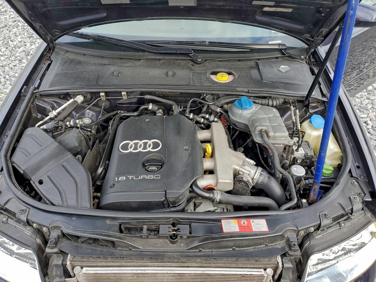 2002 Audi A4 1.8t Quattro Blue vin: WAULC68E62A183423