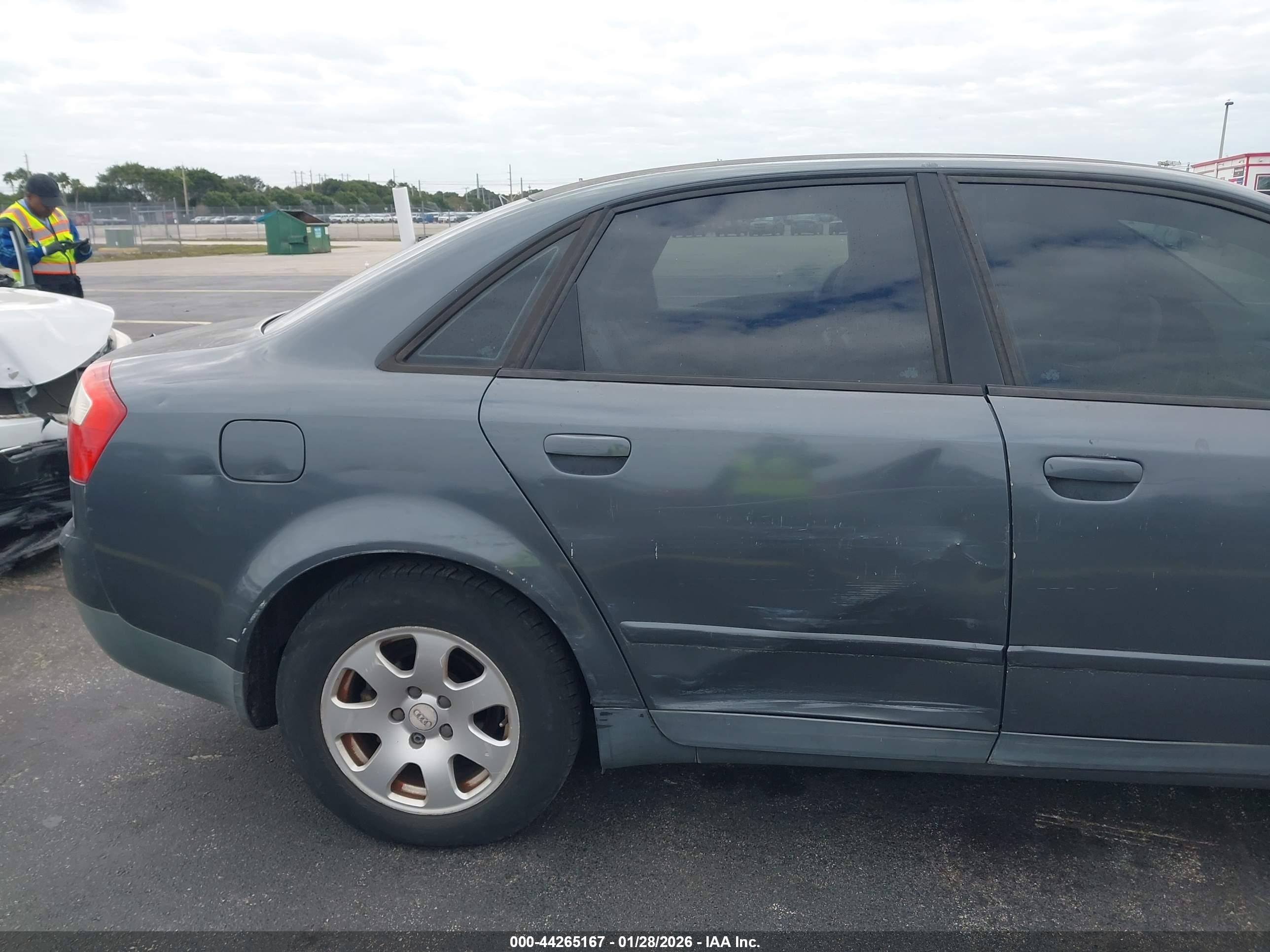 2002 Audi A4 1.8t Gray vin: WAULC68E92A178460