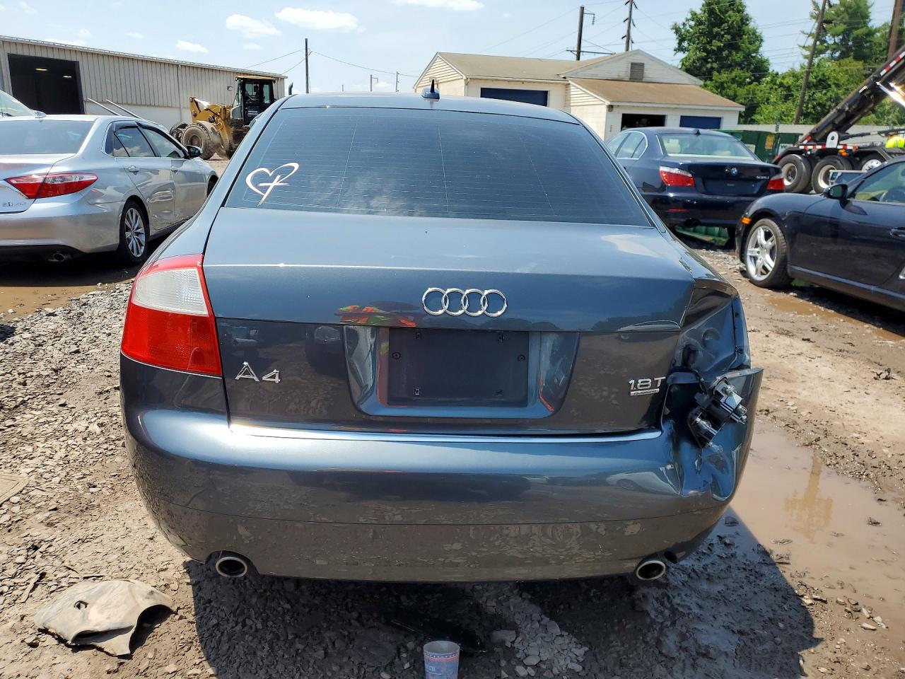 2005 Audi A4 1.8t Quattro Gray vin: WAULC68E95A026537