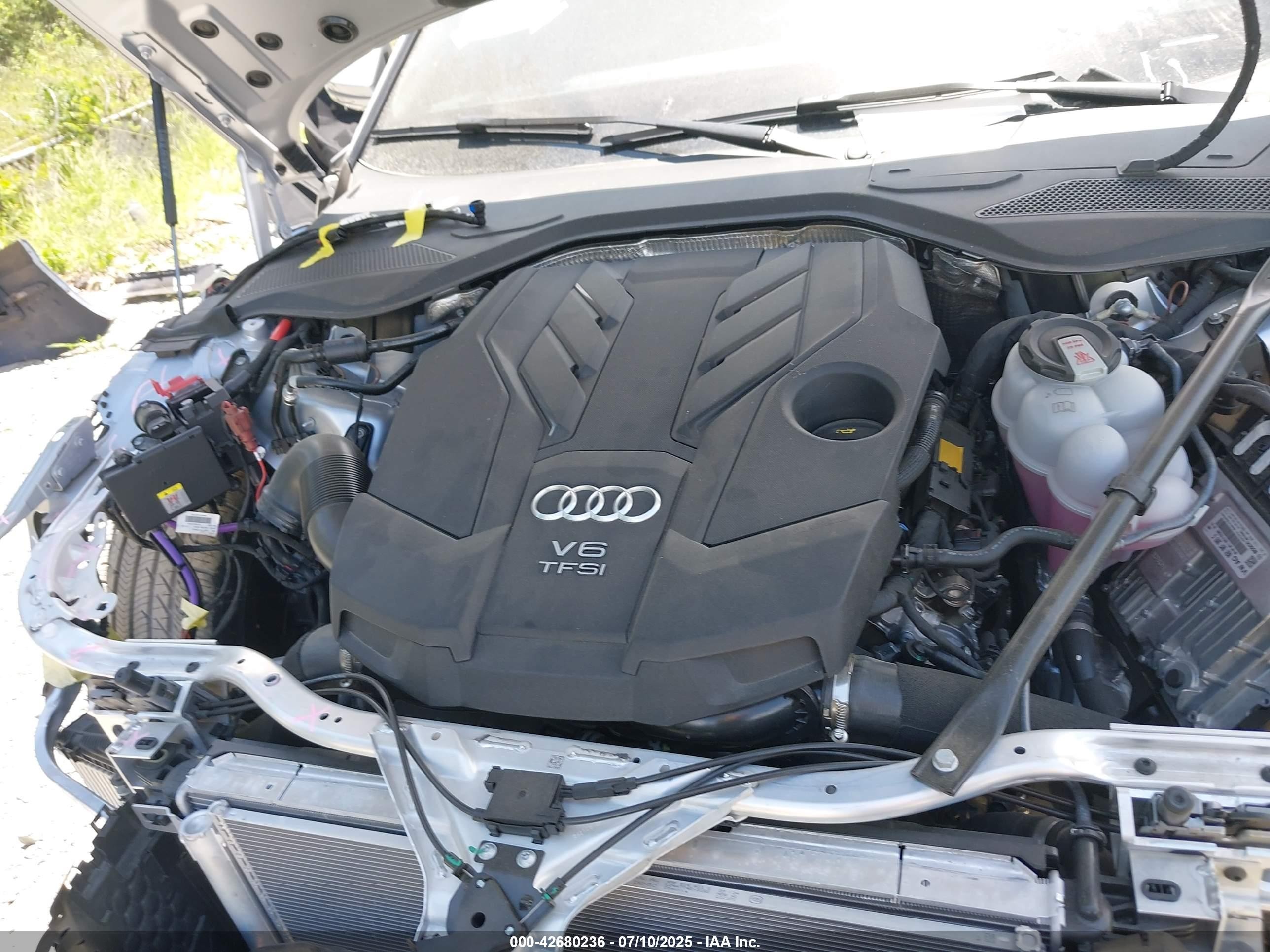 2025 Audi A8 L 55 Tfsi Quattro Tiptronic Серебряный vin: WAULDAF82SN001562