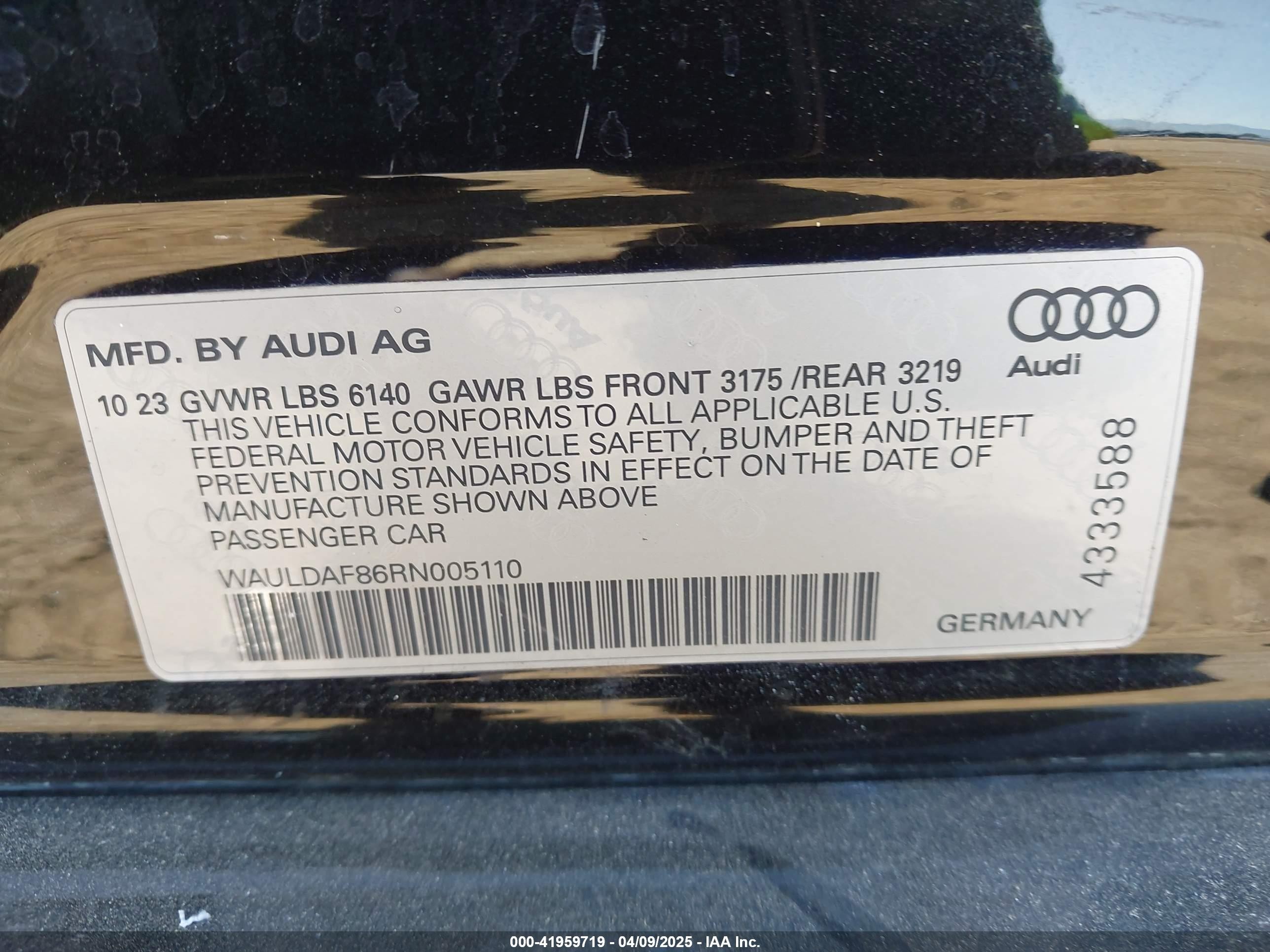 2024 Audi A8 L 55 Tfsi Quattro Tiptronic Black vin: WAULDAF86RN005110