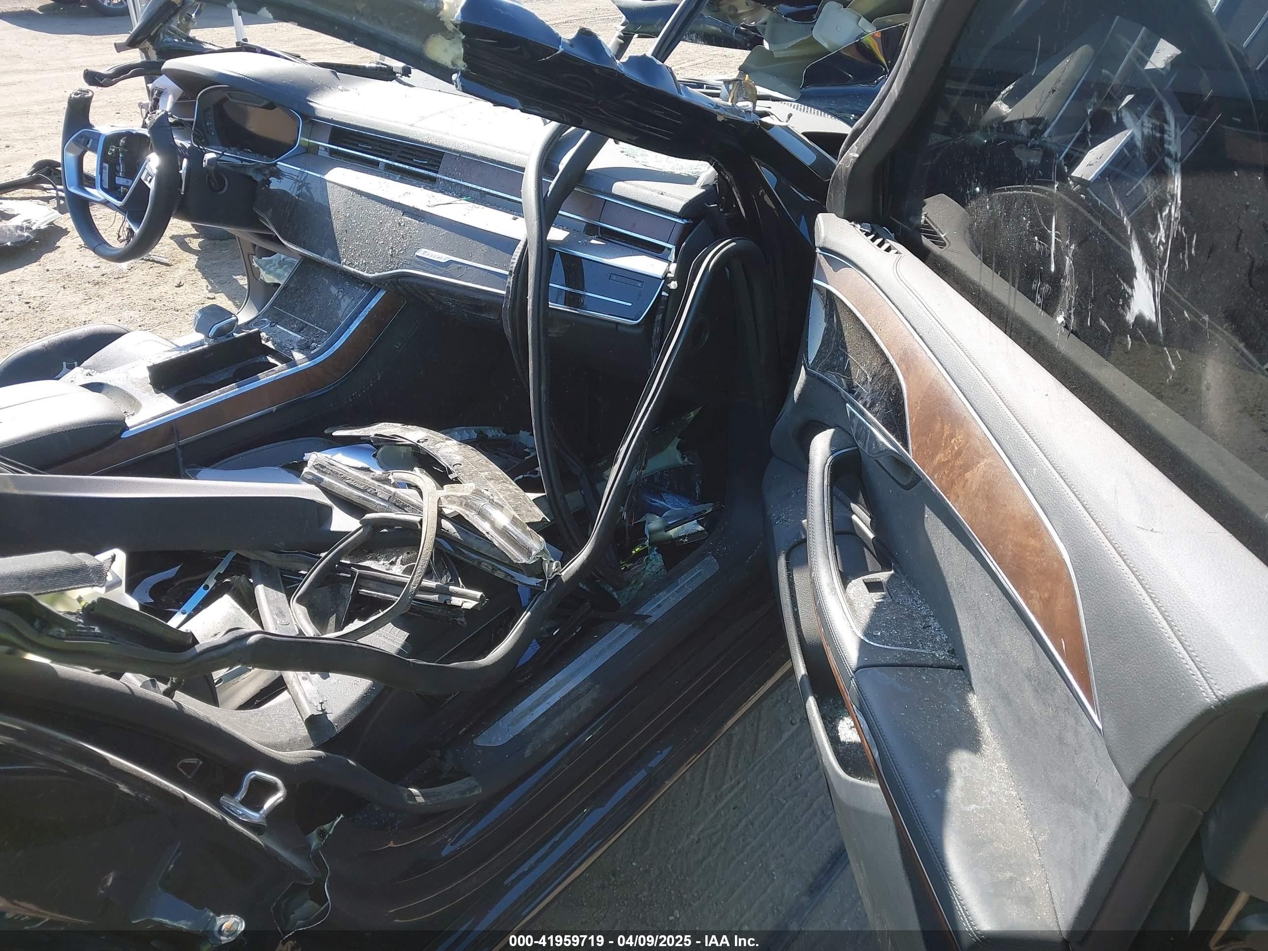2024 Audi A8 L 55 Tfsi Quattro Tiptronic Black vin: WAULDAF86RN005110