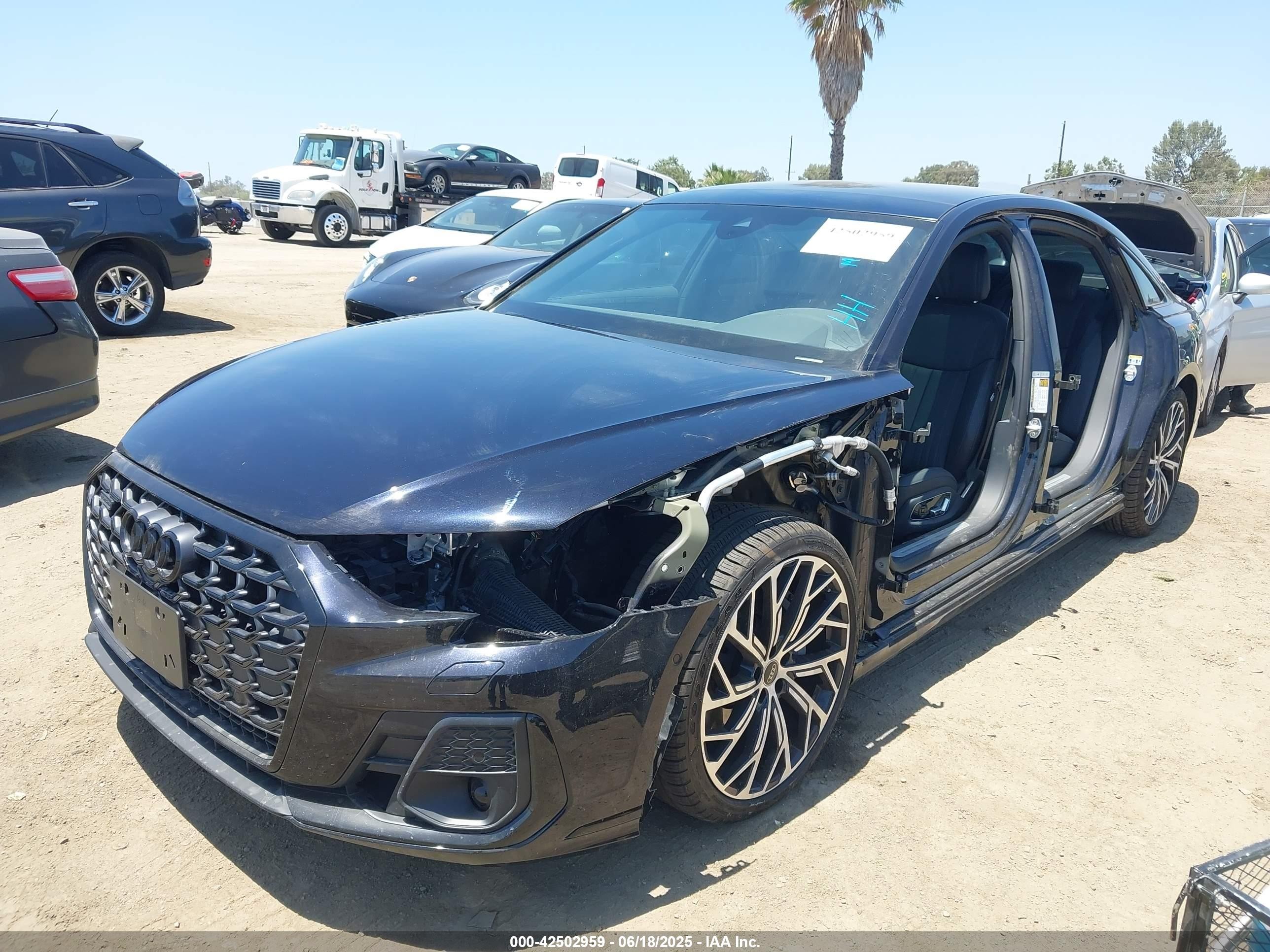 2024 Audi A8 L 55 Tfsi Quattro Tiptronic Black vin: WAULDAF89RN003075