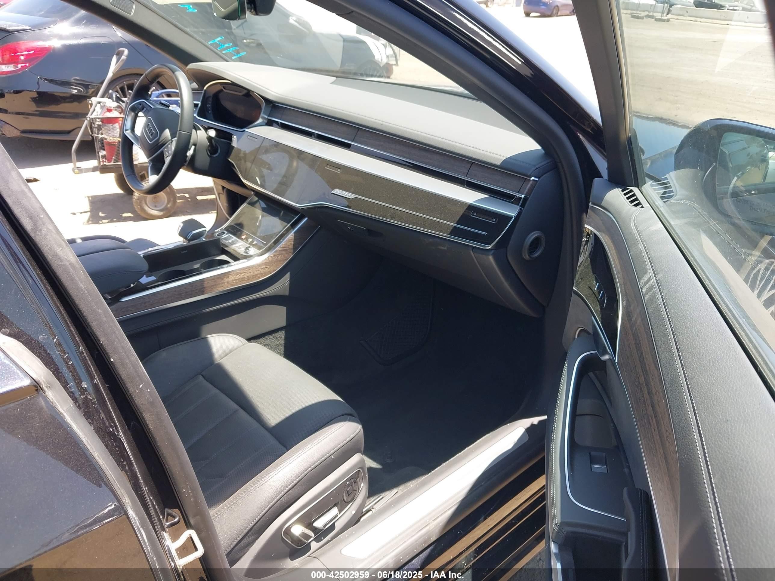 2024 Audi A8 L 55 Tfsi Quattro Tiptronic Black vin: WAULDAF89RN003075