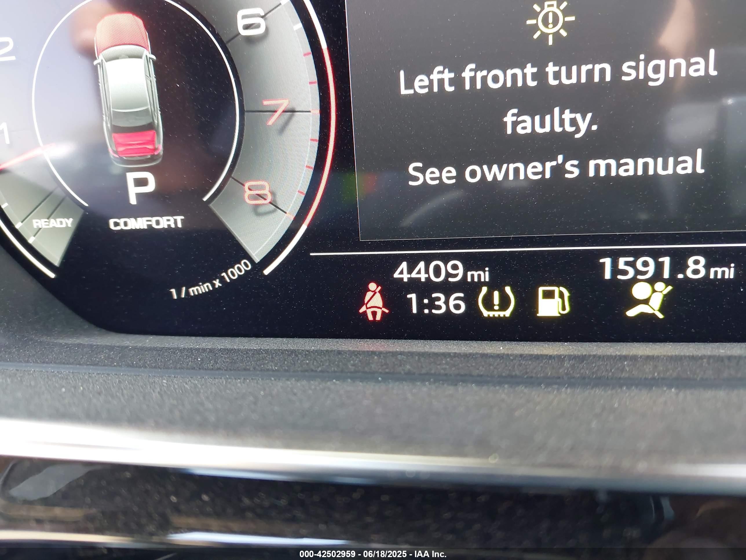 2024 Audi A8 L 55 Tfsi Quattro Tiptronic Black vin: WAULDAF89RN003075