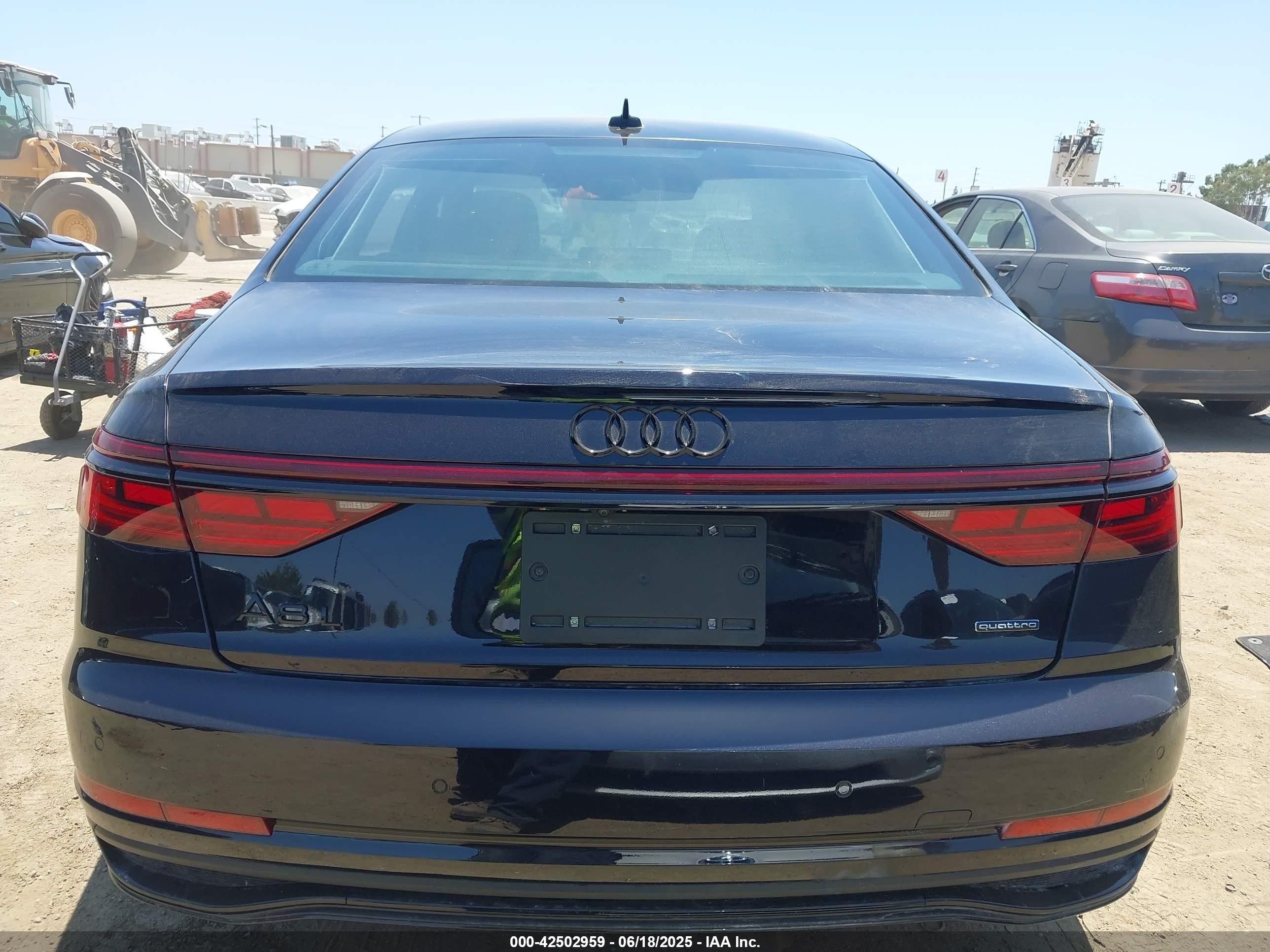 2024 Audi A8 L 55 Tfsi Quattro Tiptronic Black vin: WAULDAF89RN003075