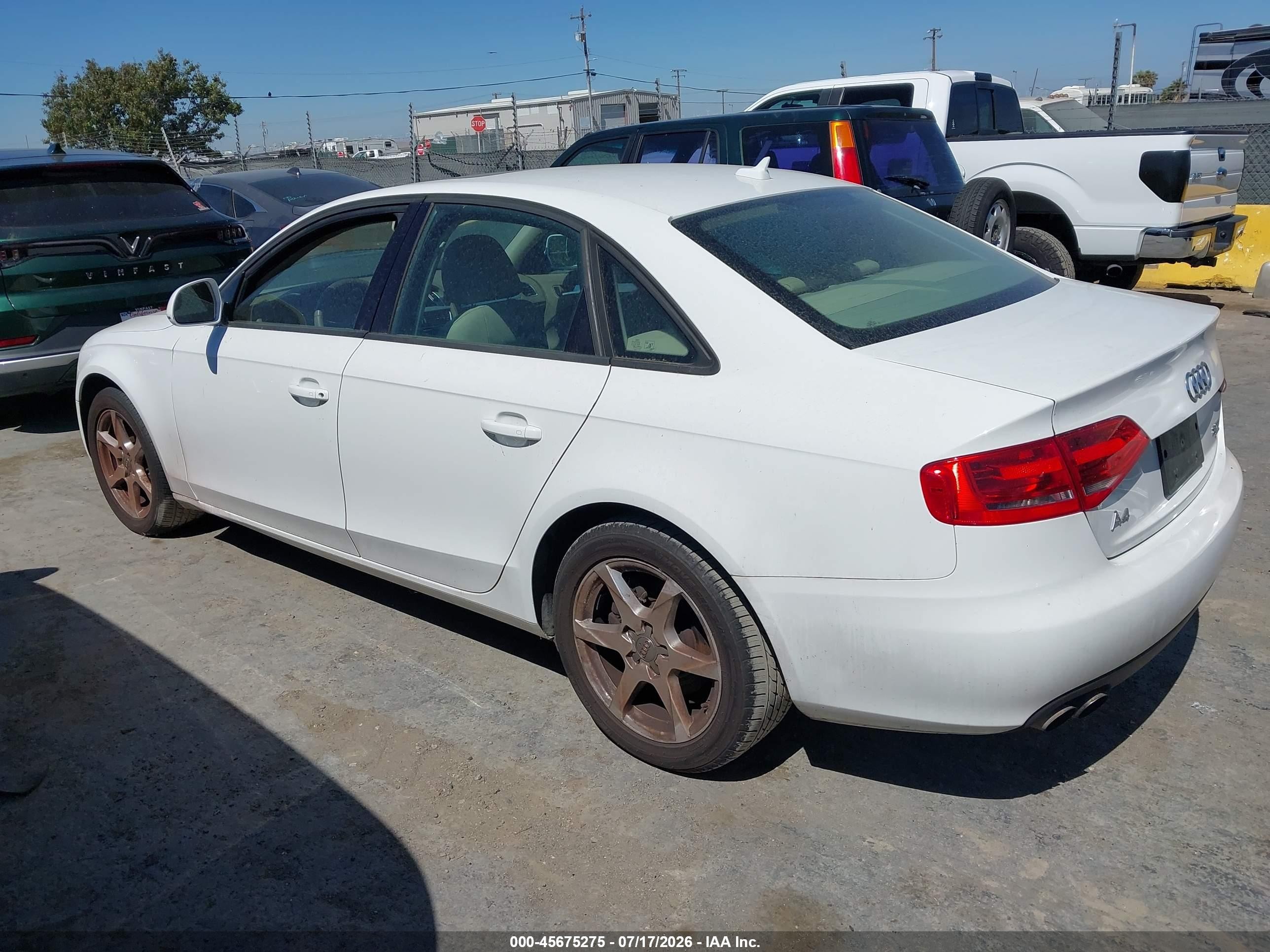 2009 Audi A4 2.0t Premium White vin: WAULF78K09N034446