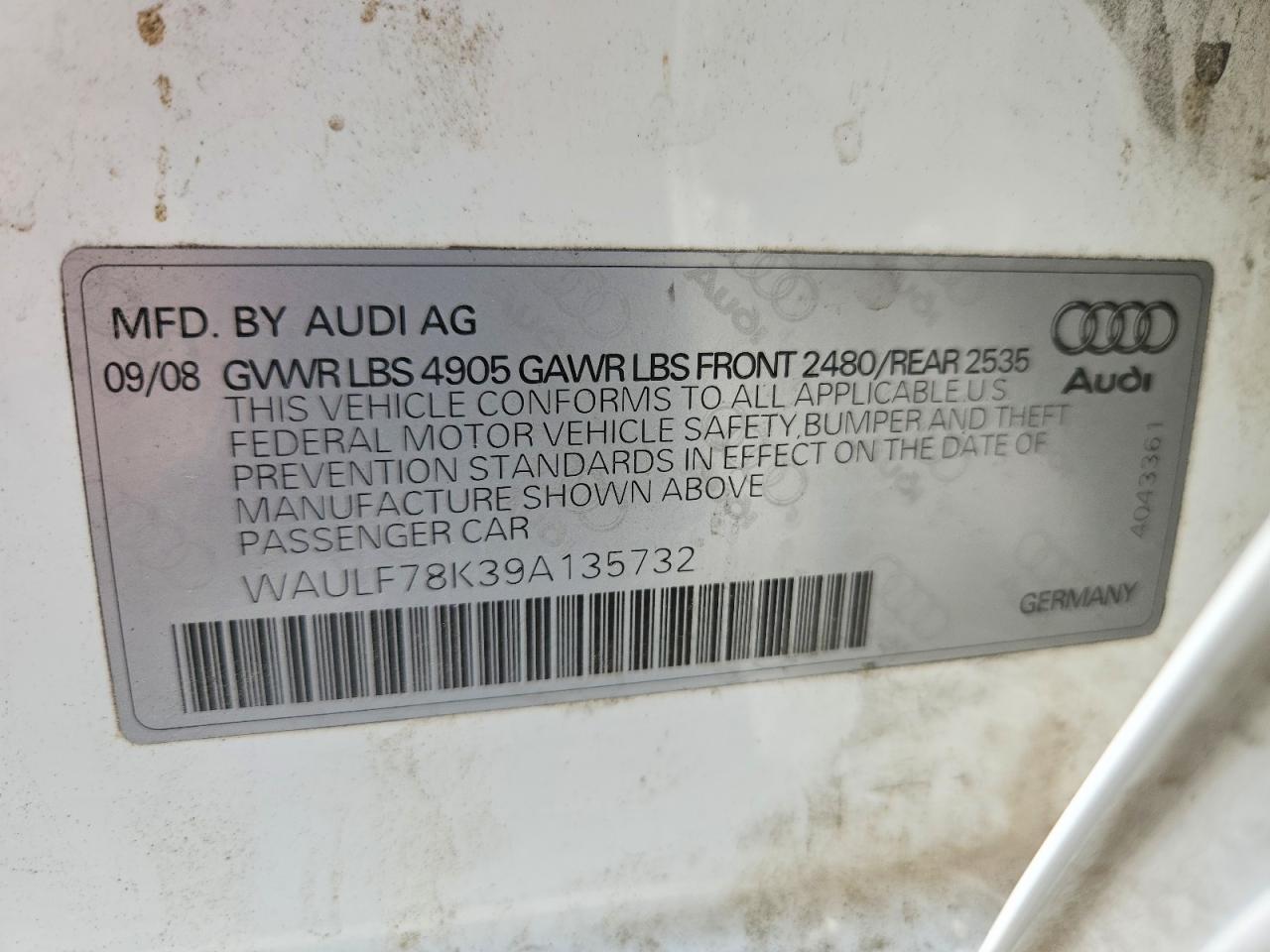 2009 Audi A4 2.0t Quattro White vin: WAULF78K39A135732