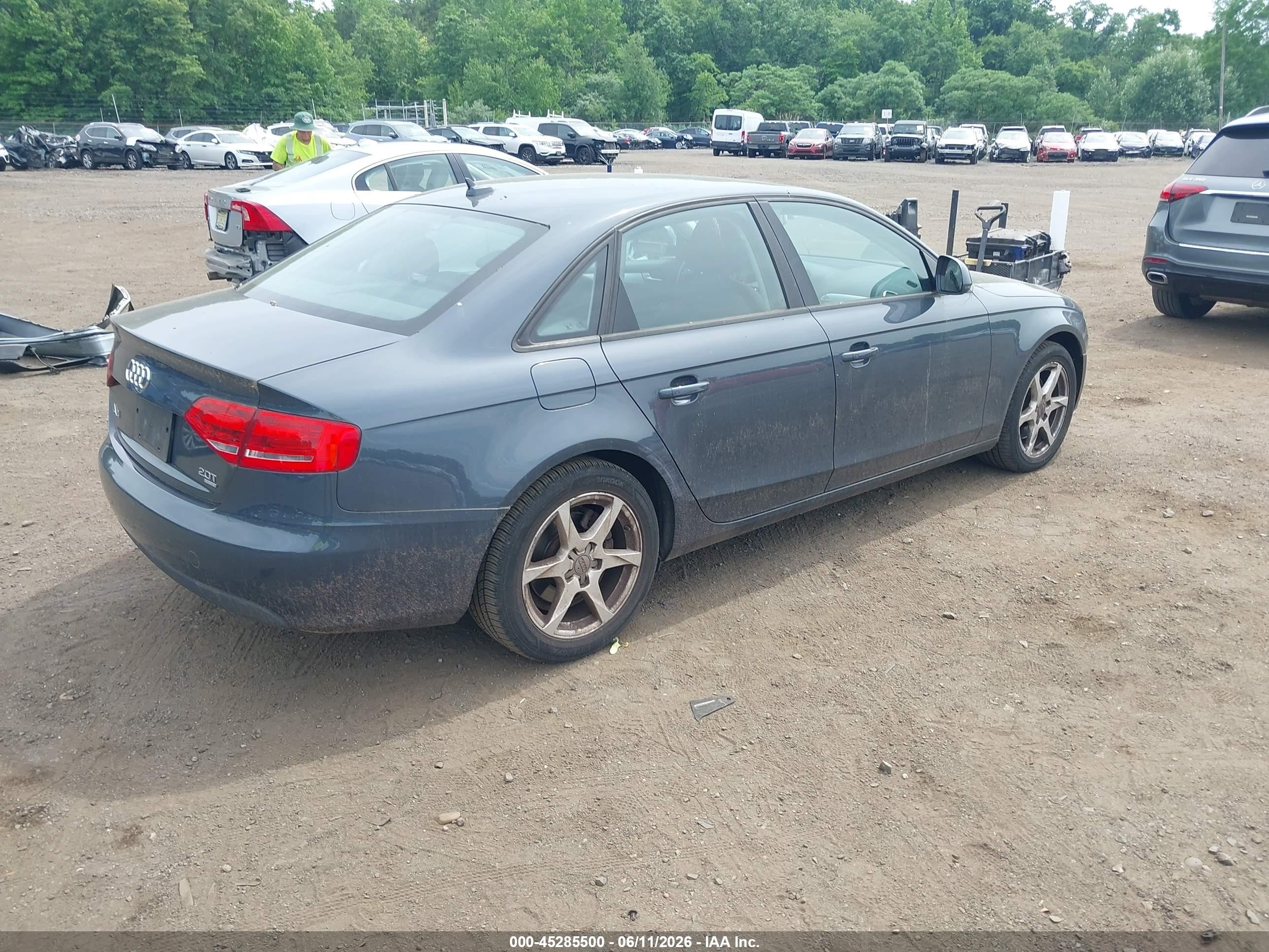 2009 Audi A4 2.0t Premium Gray vin: WAULF78K99A084396