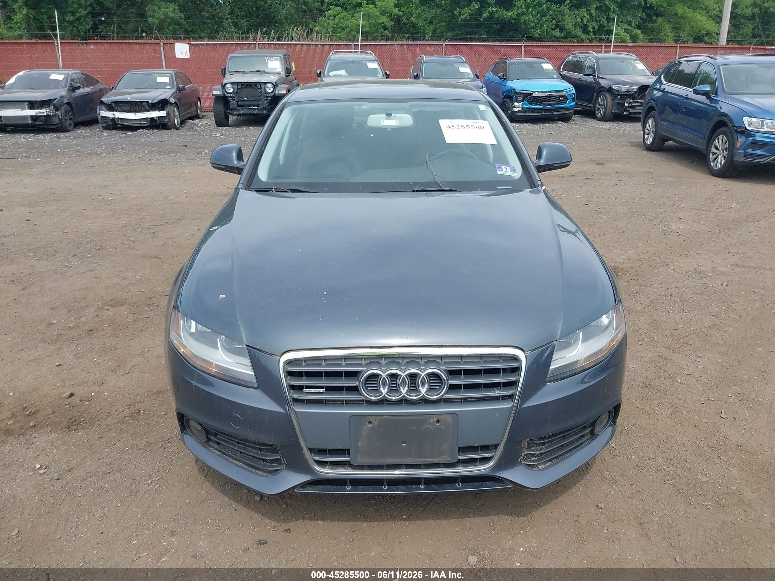 2009 Audi A4 2.0t Premium Gray vin: WAULF78K99A084396