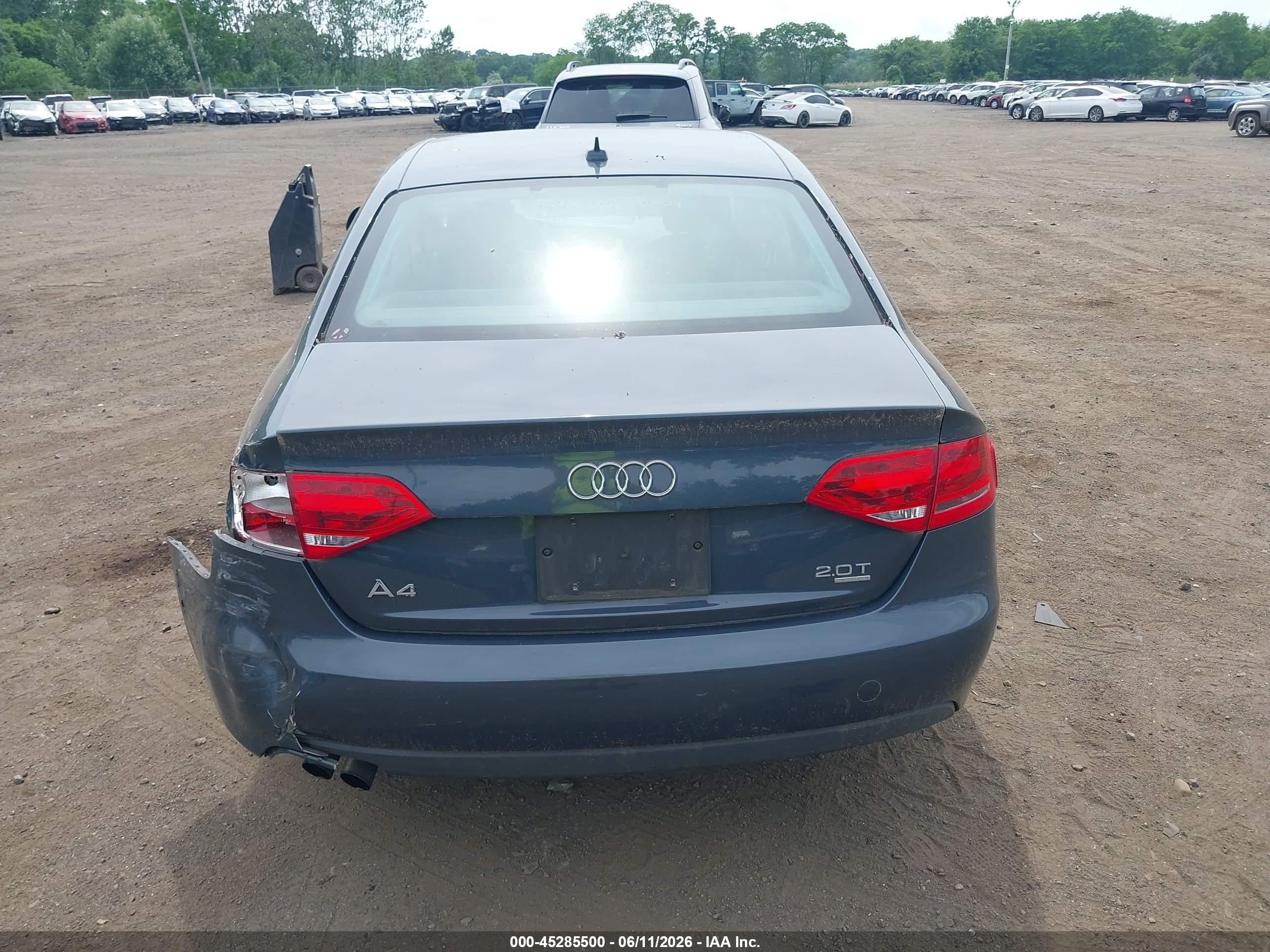 2009 Audi A4 2.0t Premium Gray vin: WAULF78K99A084396